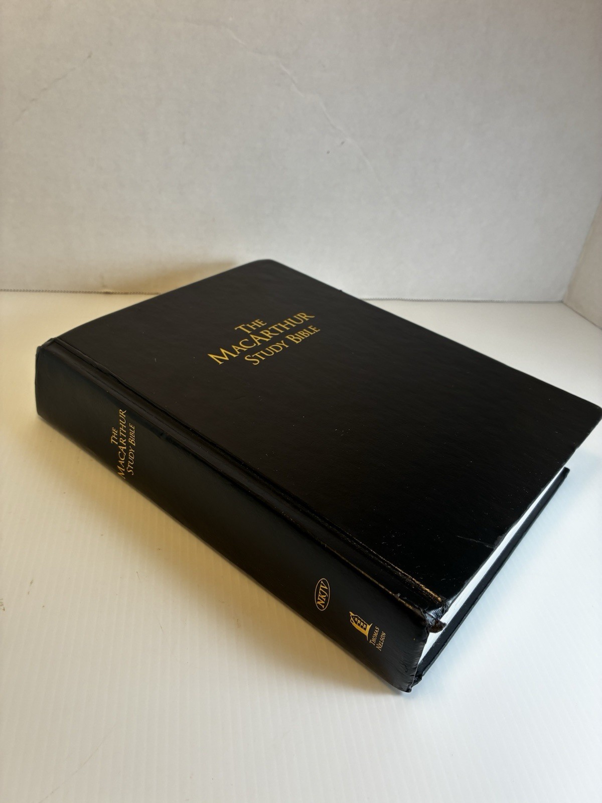 The MacArthur Study Bible John MacArthur NKJV Thomas Nelson Black Hardcover