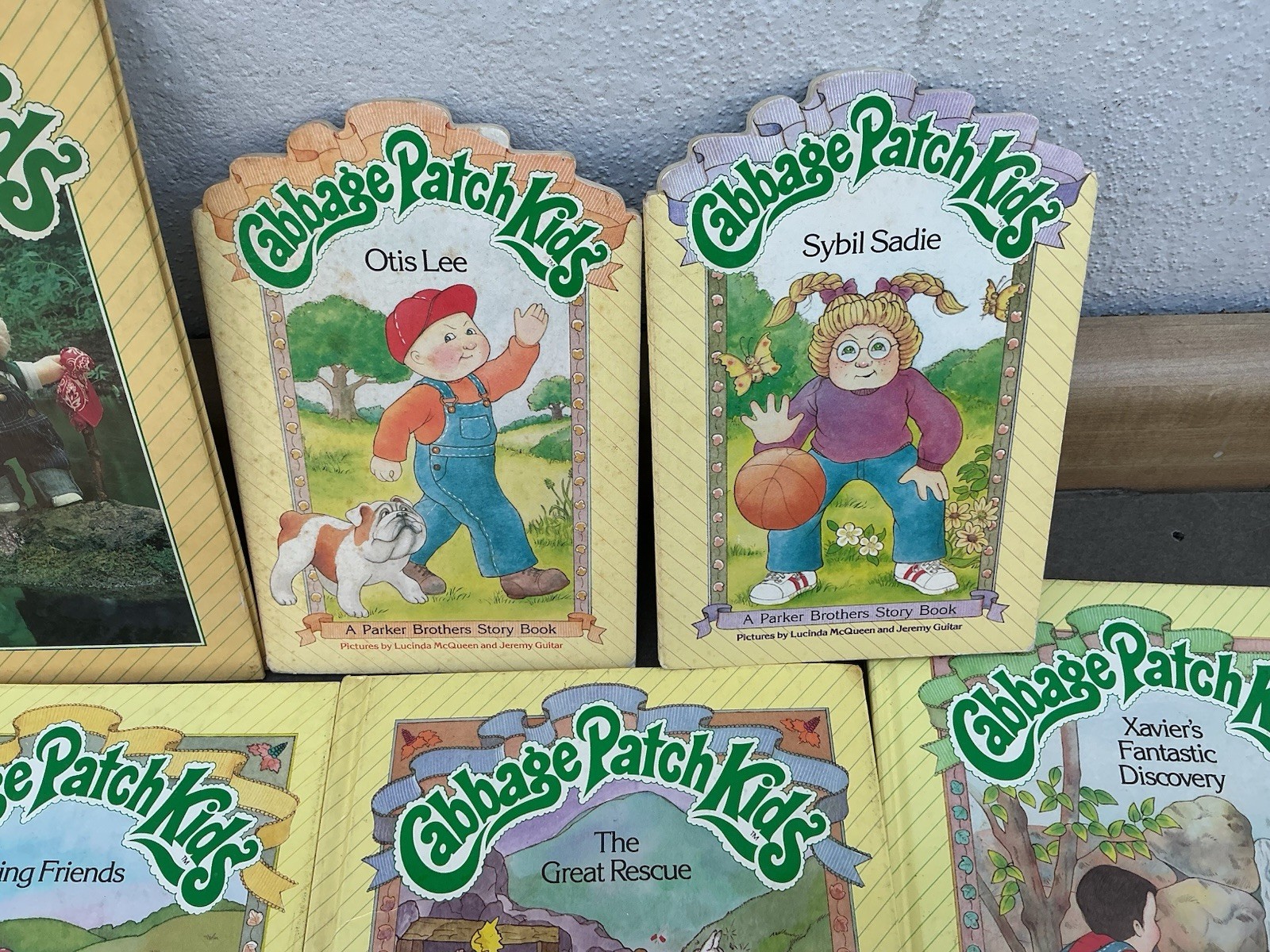 Vintage Cabbage Patch Kids Books Lot of 8 Hardcover Parker Brothers