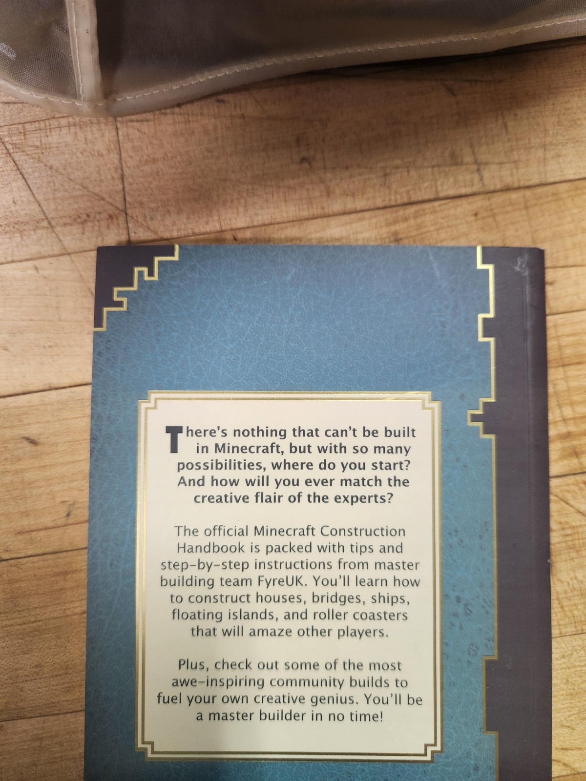 Minecraft: Construction Handbook: An Official Mojang Book