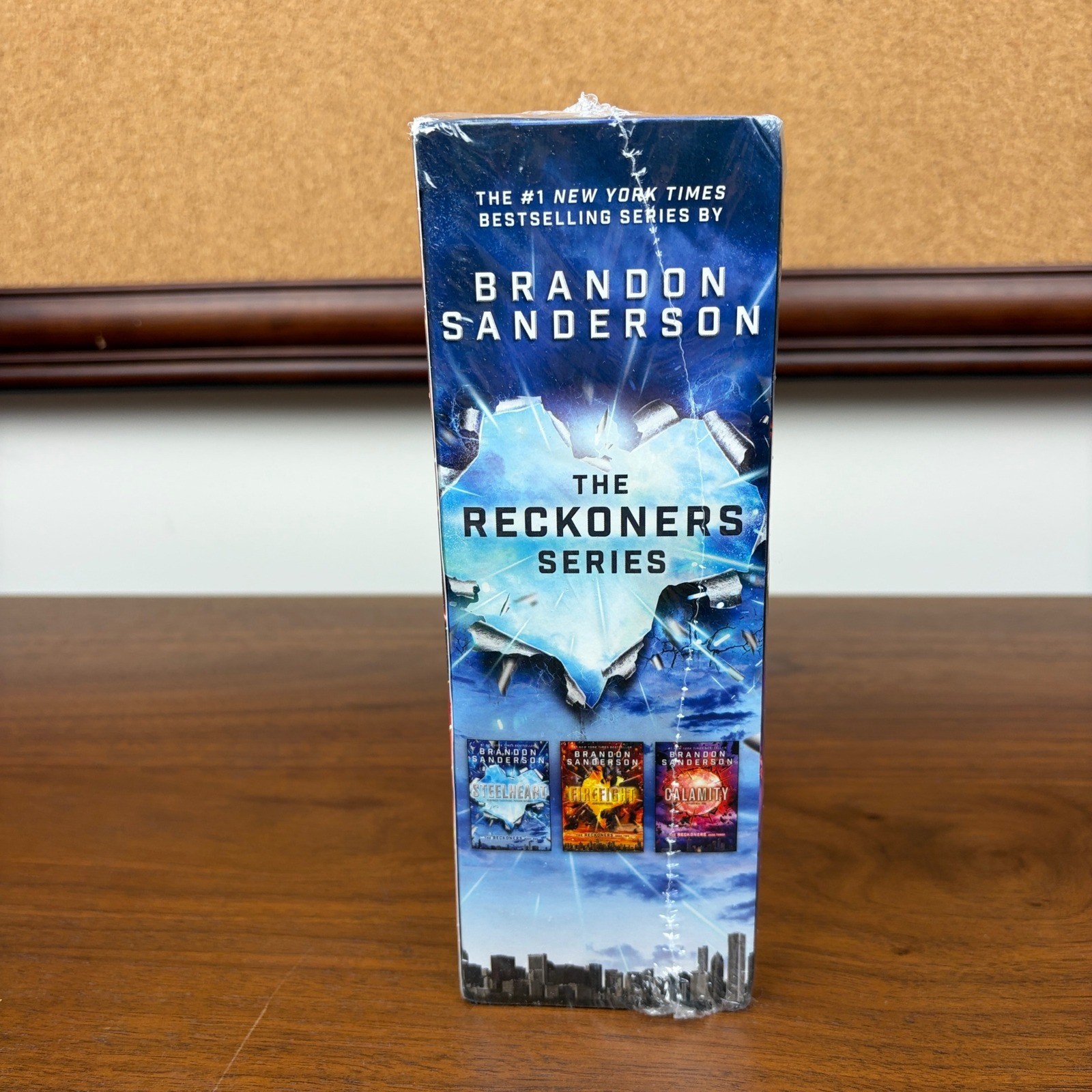 NEW Brandon Sanderson The Reckoners Series Box Set Steelheart Firefight Calamity