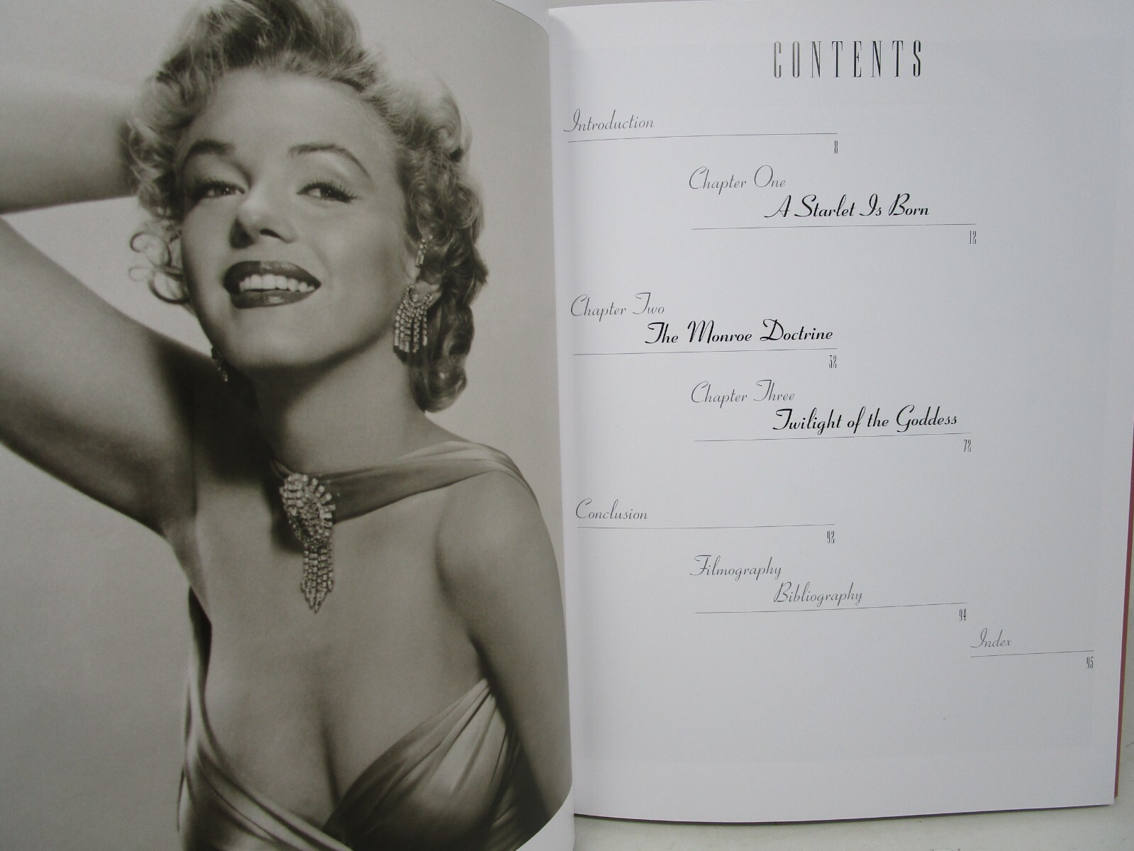 Marilyn A Life In Pictures by Diana Karanikas Harvey 1999