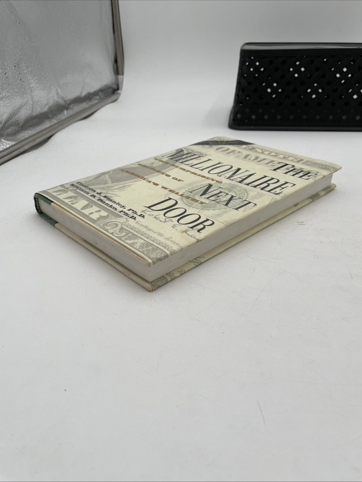 Thomas J. Stanley William D. Danko Millionaire Next Door Hardcover 1996