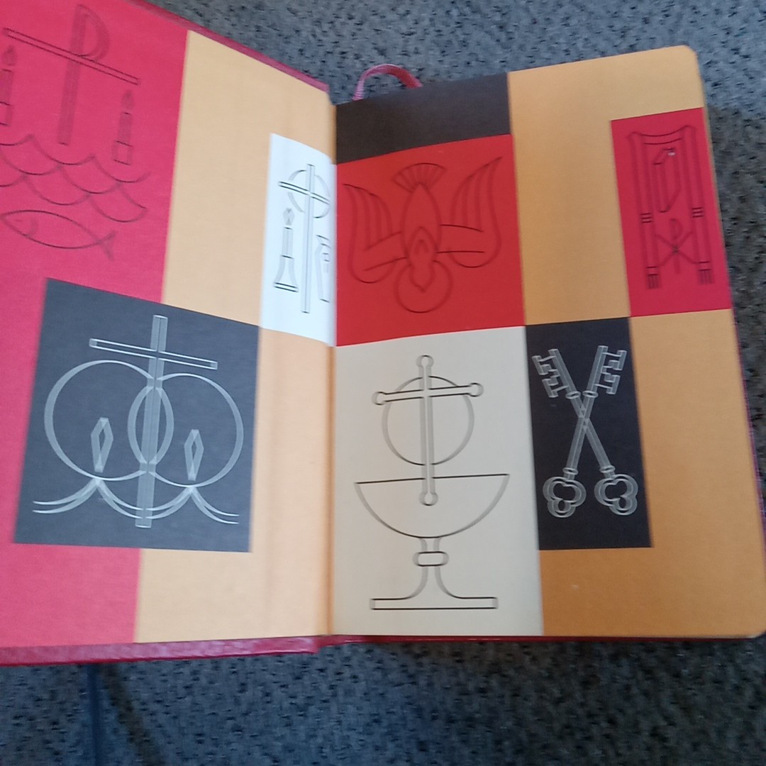 Catholic Press Life of Christ Book 1964 Hardcover Gold Edges Illustrated