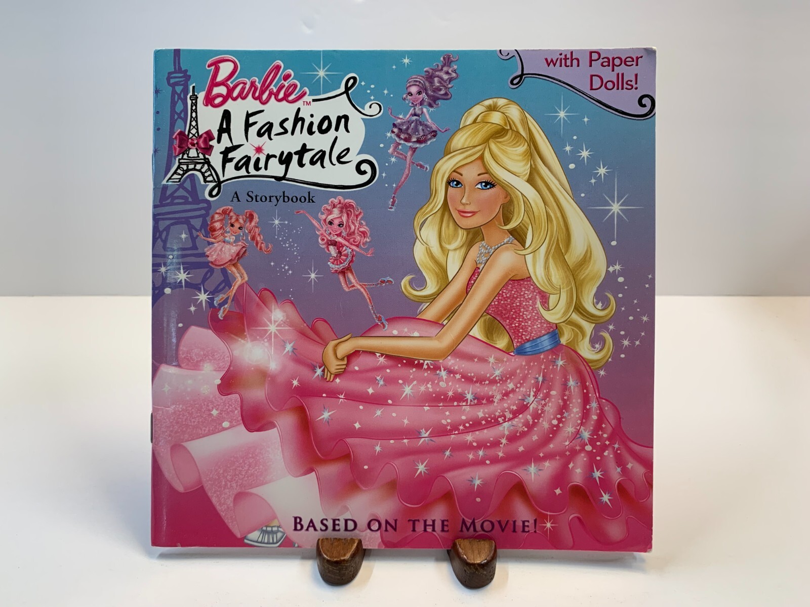 Pictureback Ser.: Fashion Fairytale (Barbie) by Mary Man-Kong and Meika Hashimot