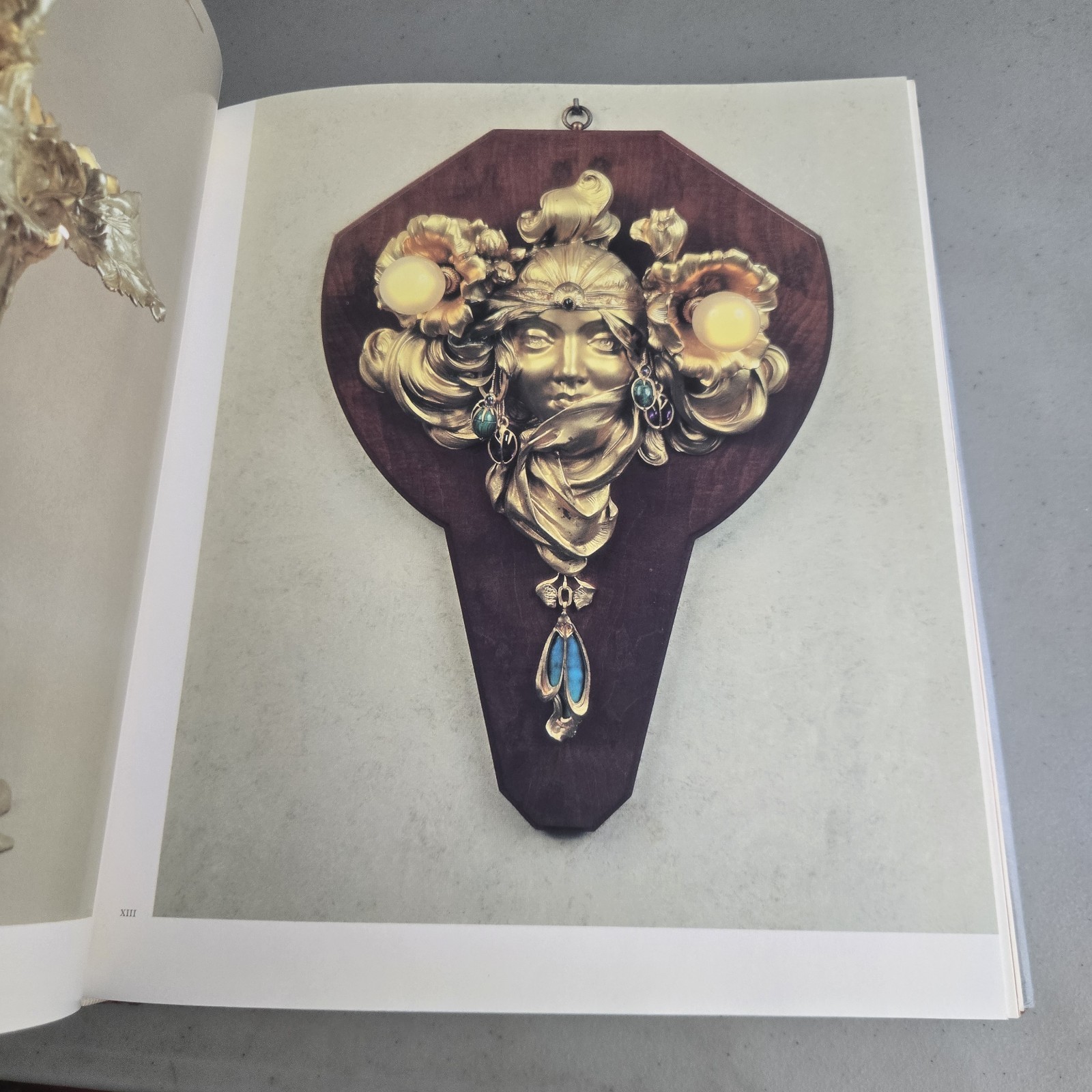 Art Nouveau and Art Deco Lighting by Alastair Duncan 1st Ed HCDJ 1978