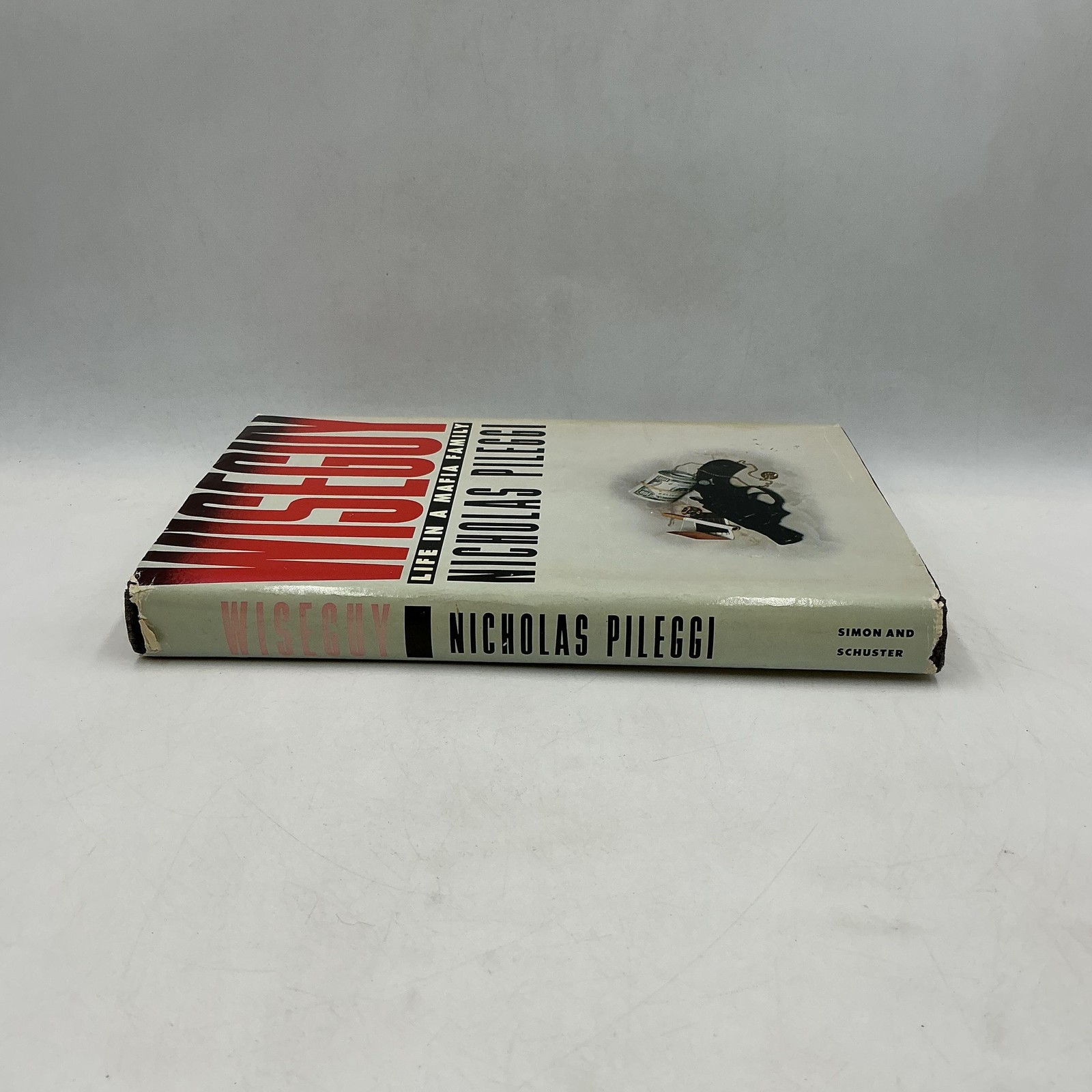 Wiseguy: Life In A Mafia Family By Nicholas Pileggi HC Dust Jacket 1st Ed/print