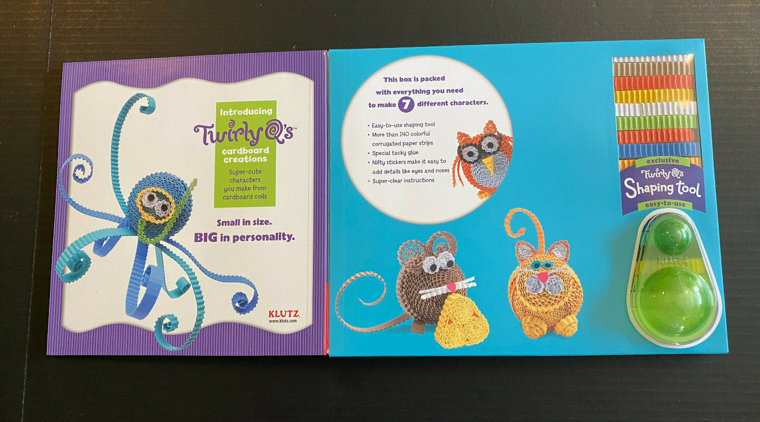 Twirly Q’s: Make Irresistible Cardboard Creations by Anne Akers Johnson