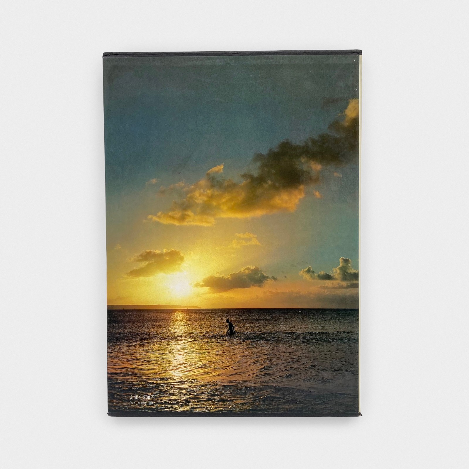 Tomatsu Shomei – Hikaru Kaze – Okinawa / Sparkling Winds – Okinawa 1979