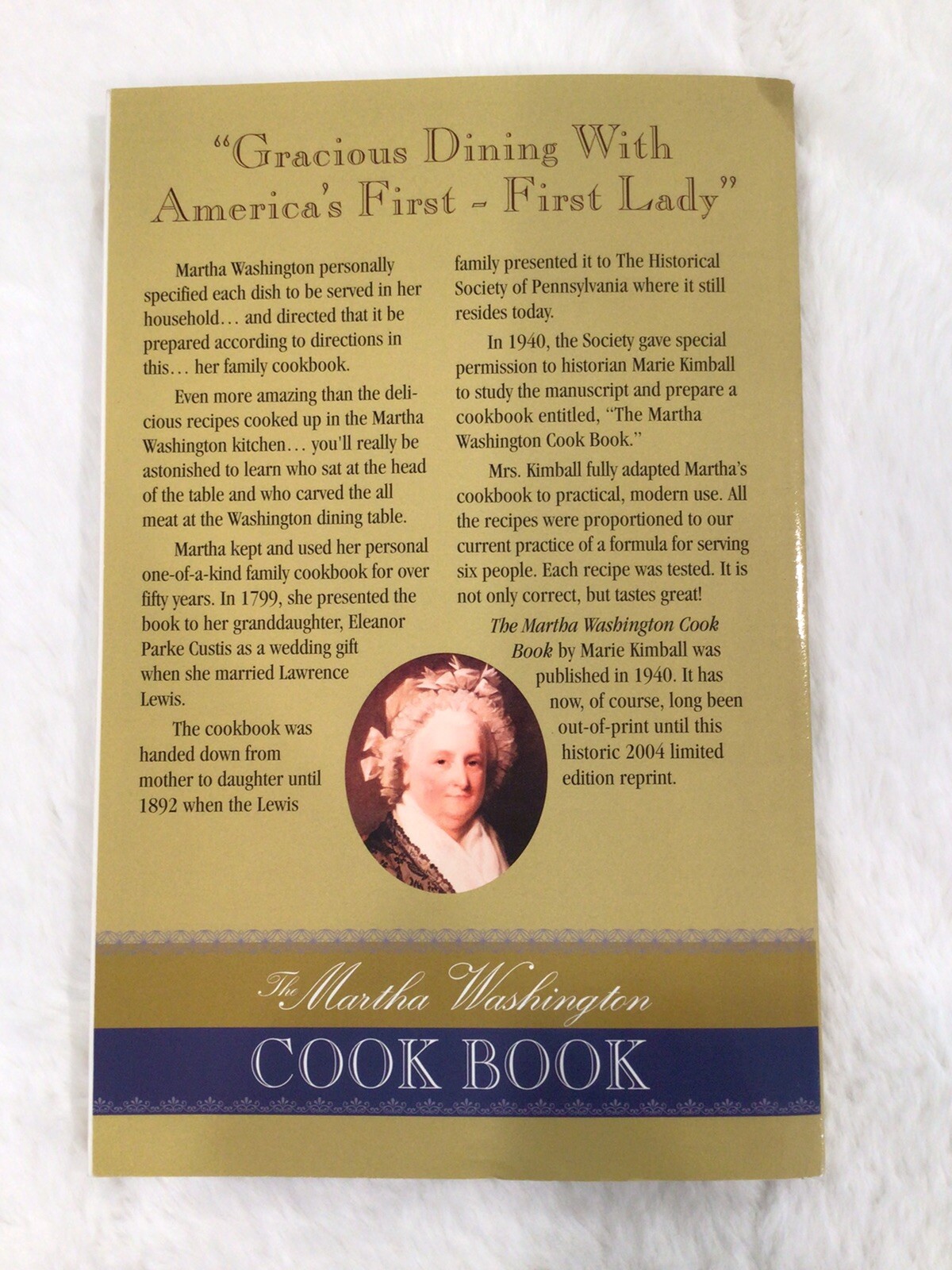 Martha Washington COOKBOOK 204 pages by Marie Kimball 2005