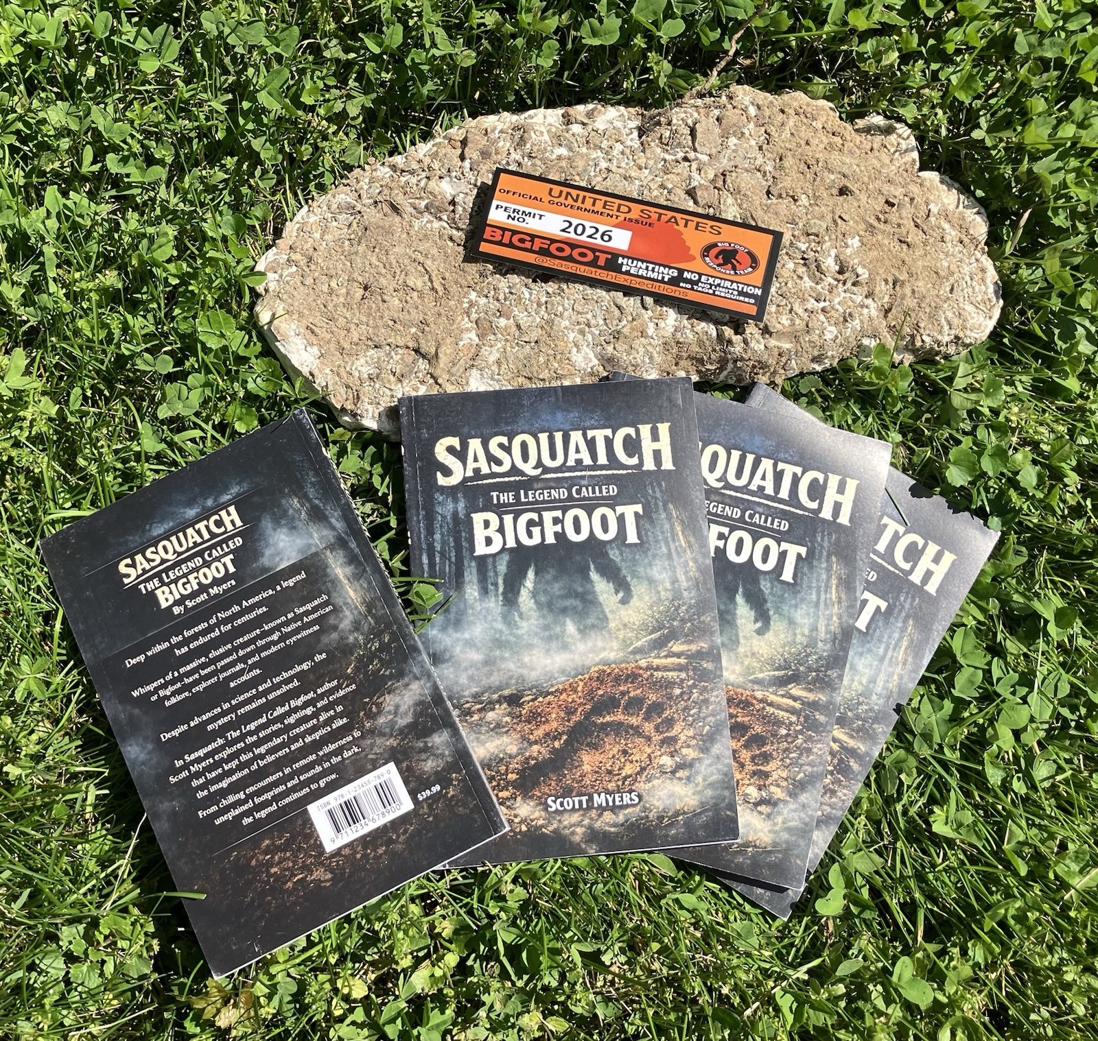 Sasquatch The Legend Called Bigfoot Book With Over 200 Color Photographs.
