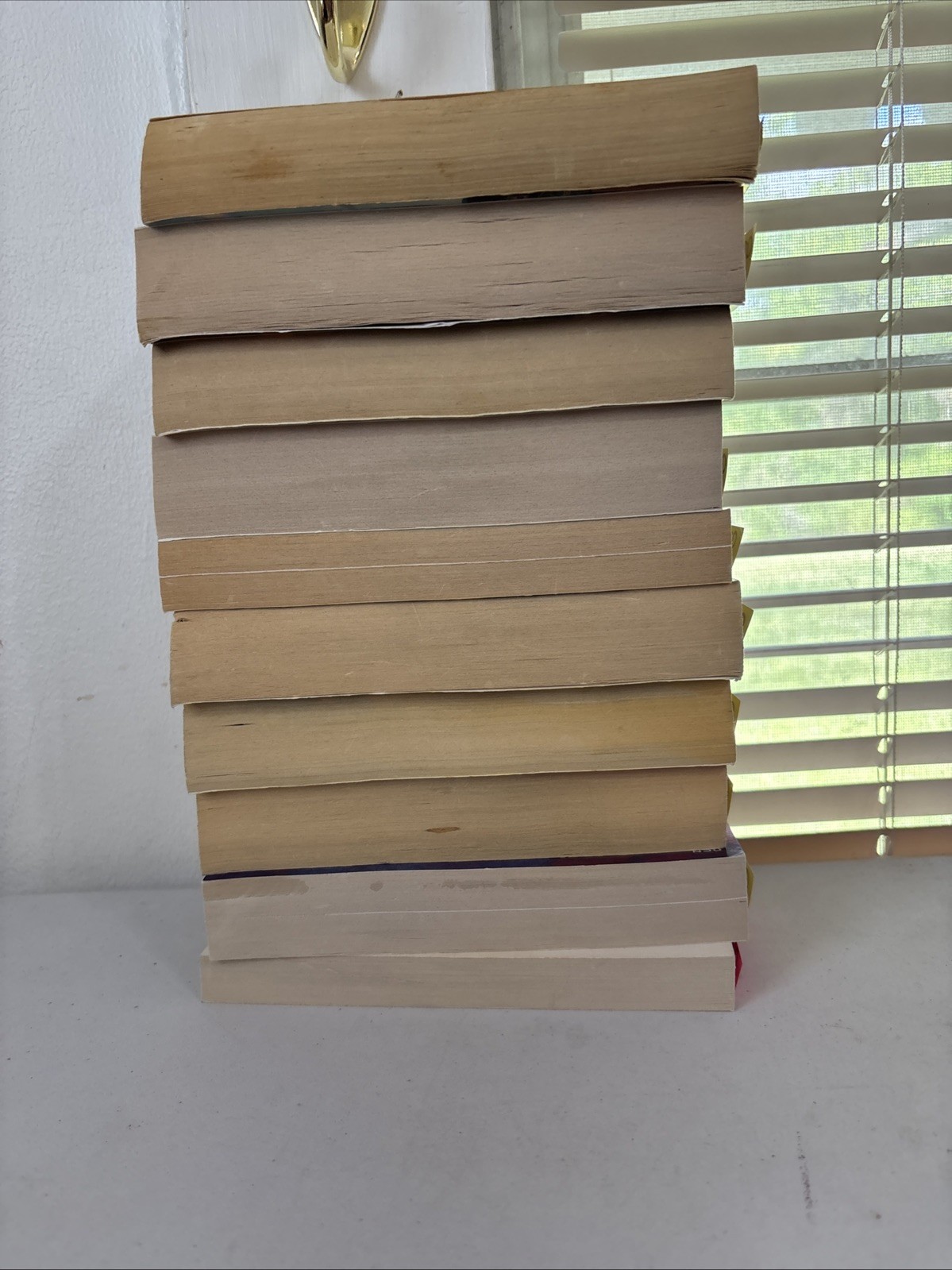 Lot of 10 – Fern Michaels – Mass Paperback Books – FREE SHIPPING
