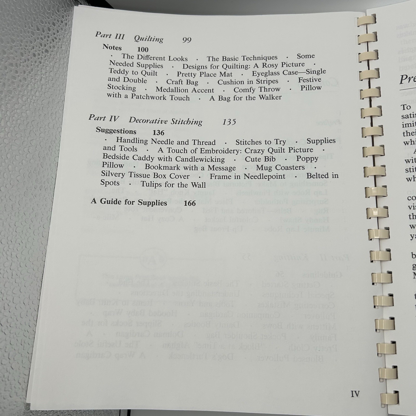 The Doubleday Large Print Needlecraft Book, Mildred Graves Ryan 1999