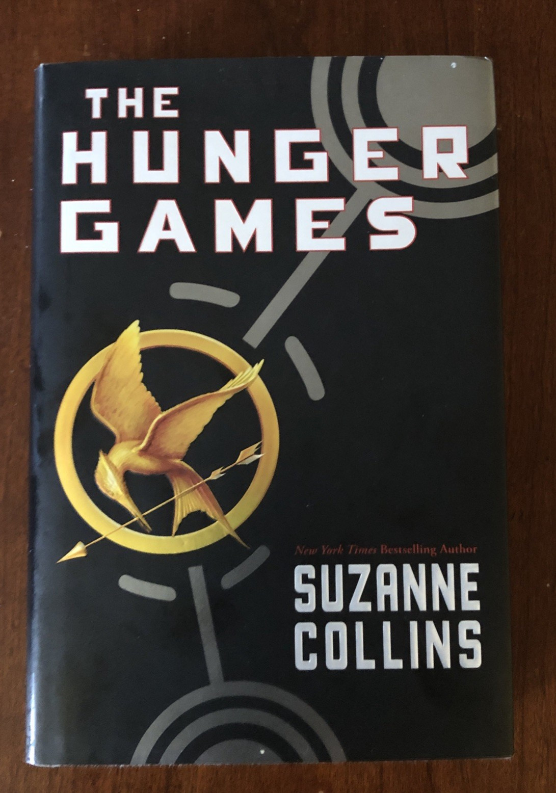 Hunger Games First Edition October 2008 Suzanne Collins HCDJ *VG-see pics*
