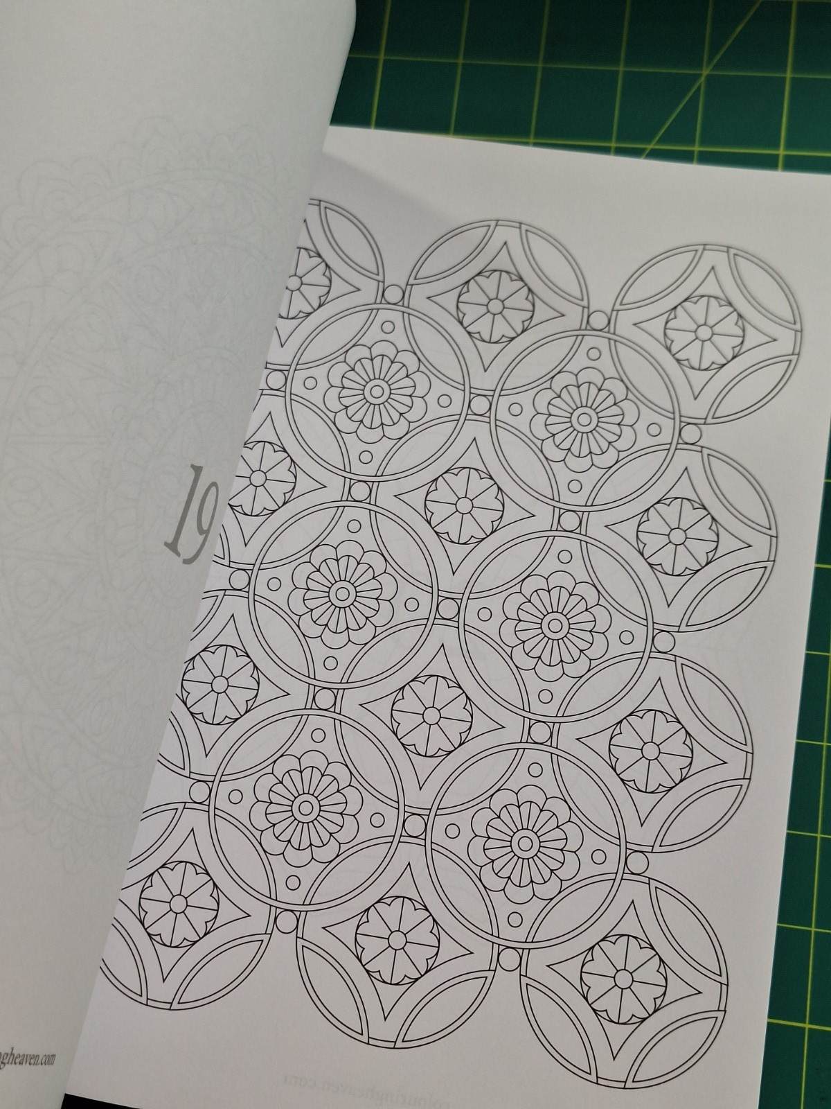 Colouring Heaven’s Mindful Mandalas · Meditative Geometry · 24 Designs