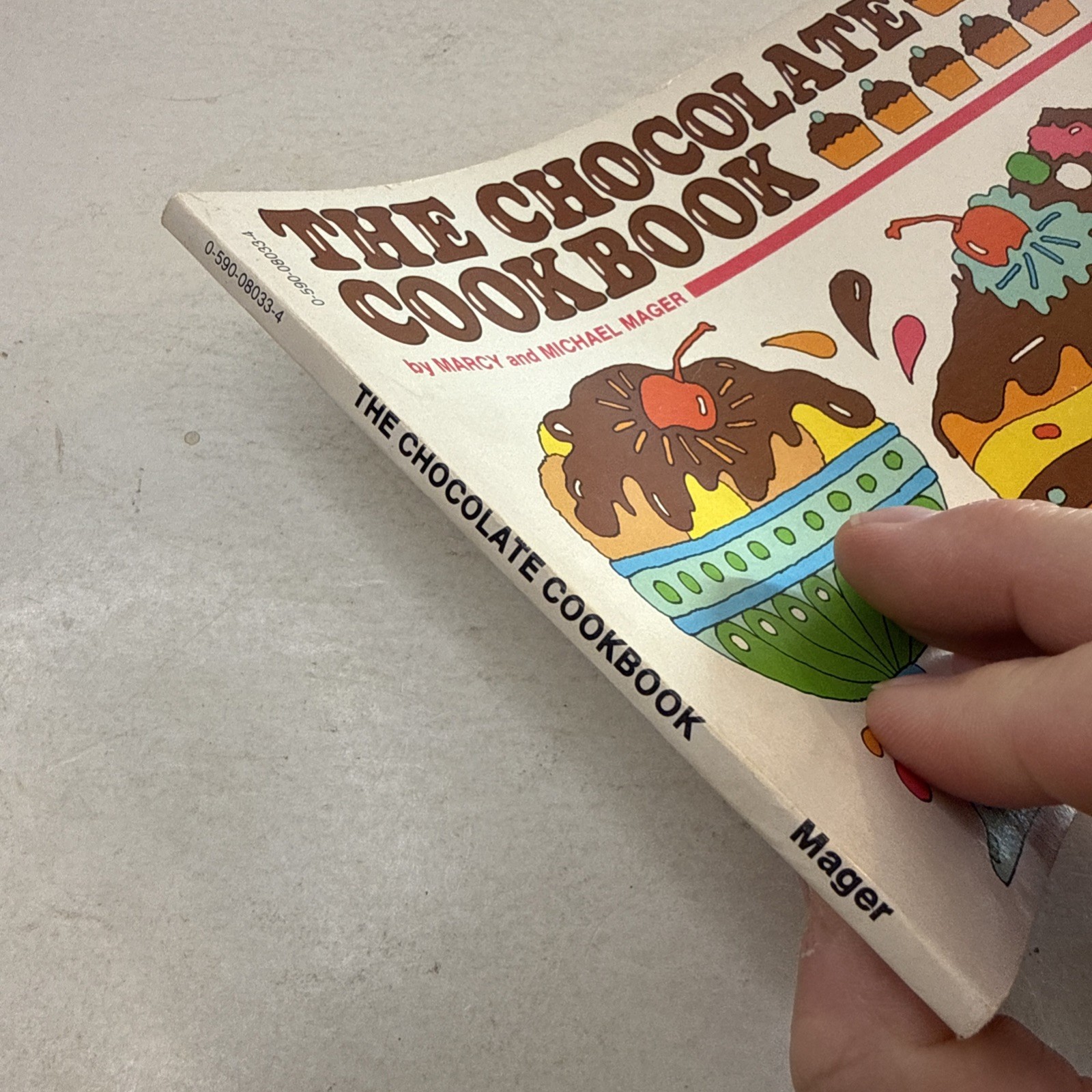 Chocolate Cookbook Vintage 1977 Scholastic Book Juvenile Boy Girl Elementary