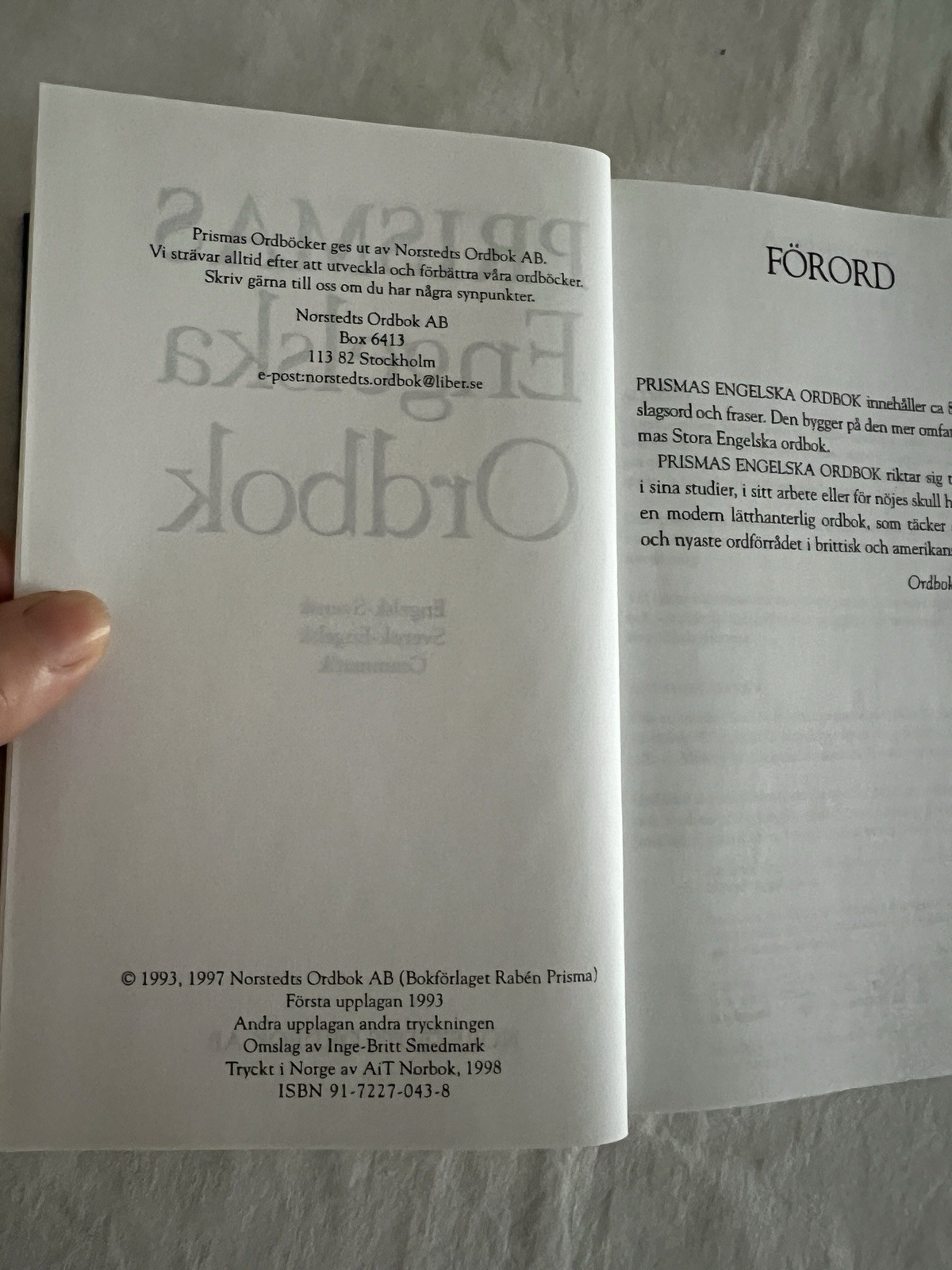 Prismas Engelska Ordbok (Engelsk-Svensk and Svensk-Engelsk) Dictionary Swedish