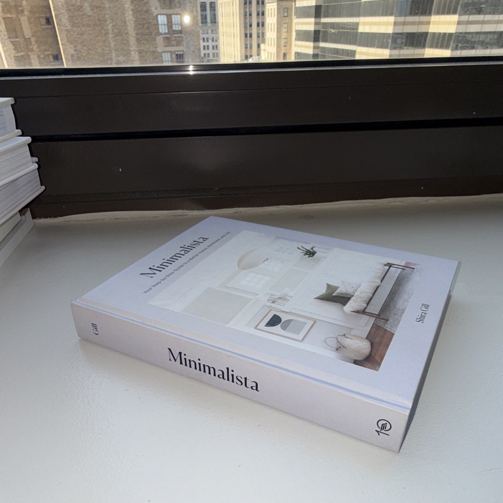 Ten Speed Press Minimalista Shira Gill Hardcover Illustrated Decluttering