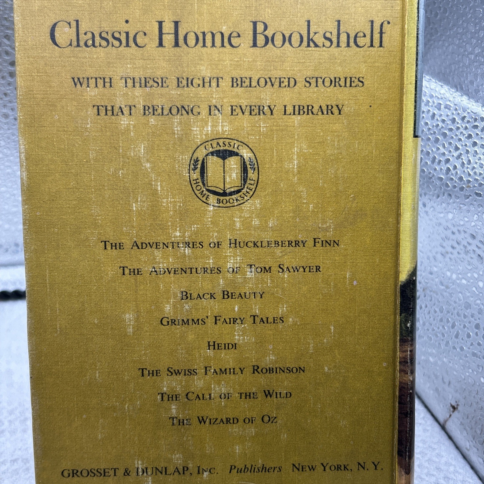 VINTAGE 1963 Hard Cover Book “ADVENTURES OF TOM SAWYER” Clemens Twain Illust.