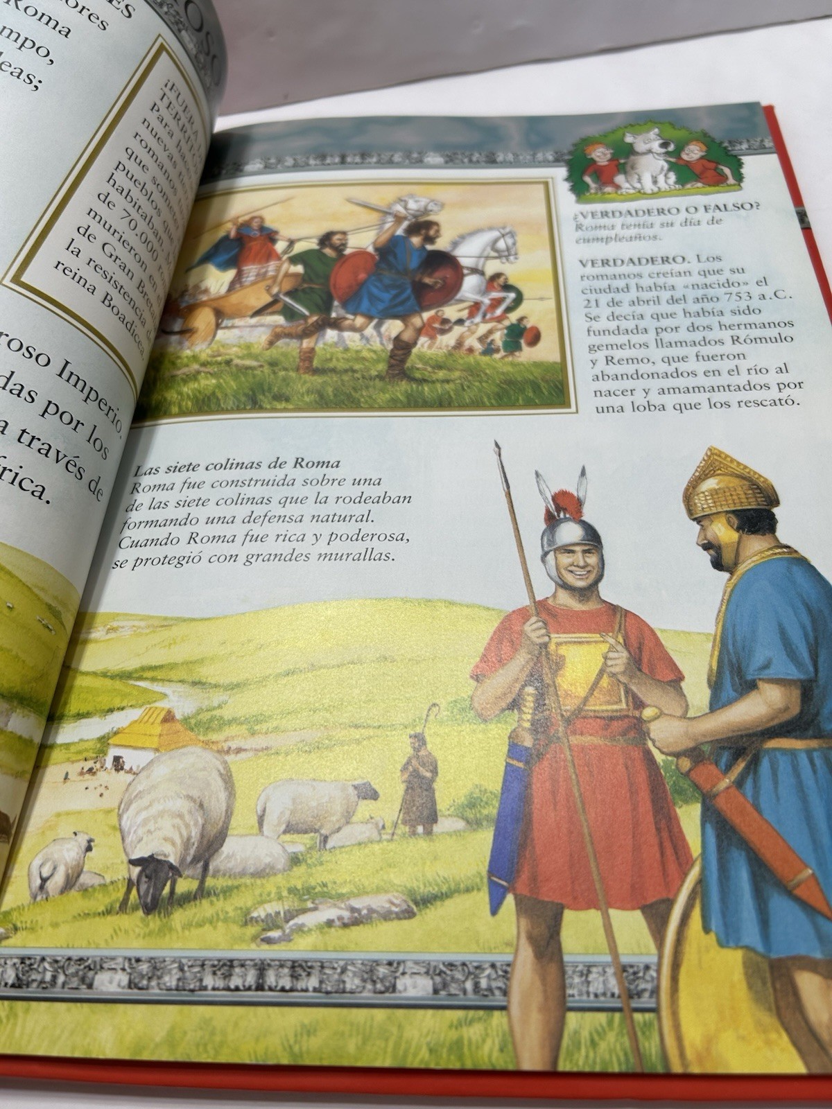 Lot of 2 Spanish Espanol Books Los Romanos Historia Color Hardbacks Children
