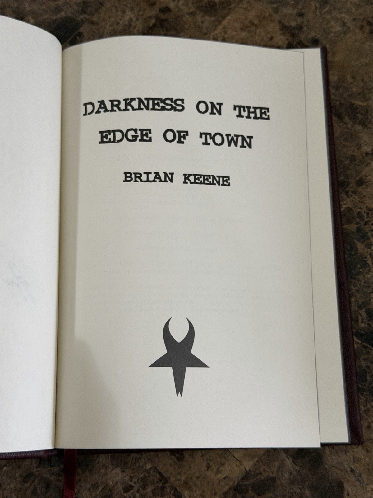Brian Keene Darkness On The Edge Of Town Signed Number Clamshell Illustrated