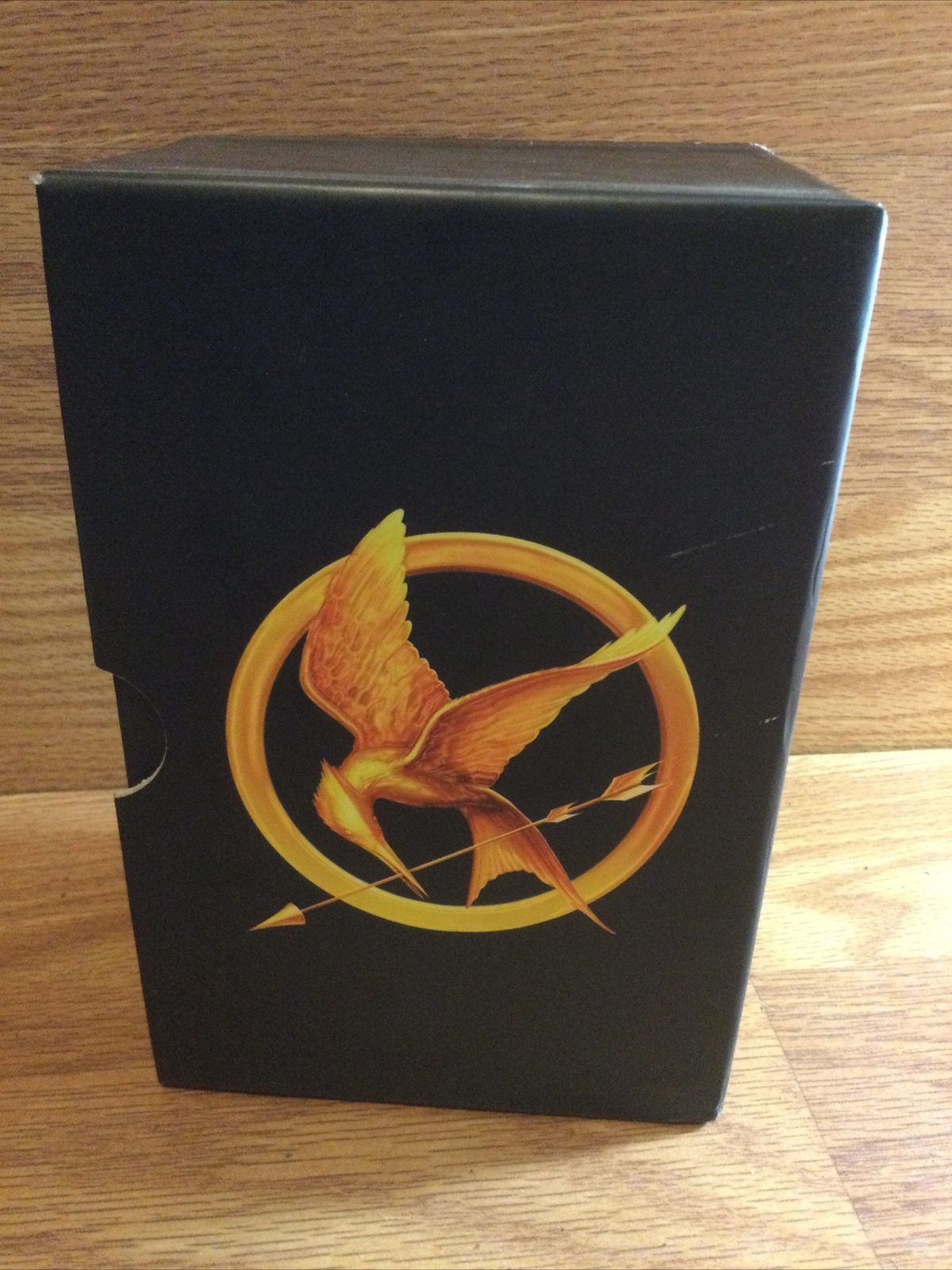 THE HUNGER GAMES – TRILOGY BOX SET 3 BOOKS By Suzanne Collins Scholastic Novel