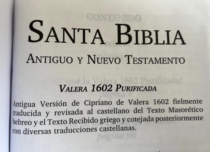 Valera 1602 Purificada Santa Biblia, 14-pt font (9.5 x 7 x 1.5) – Burgundy