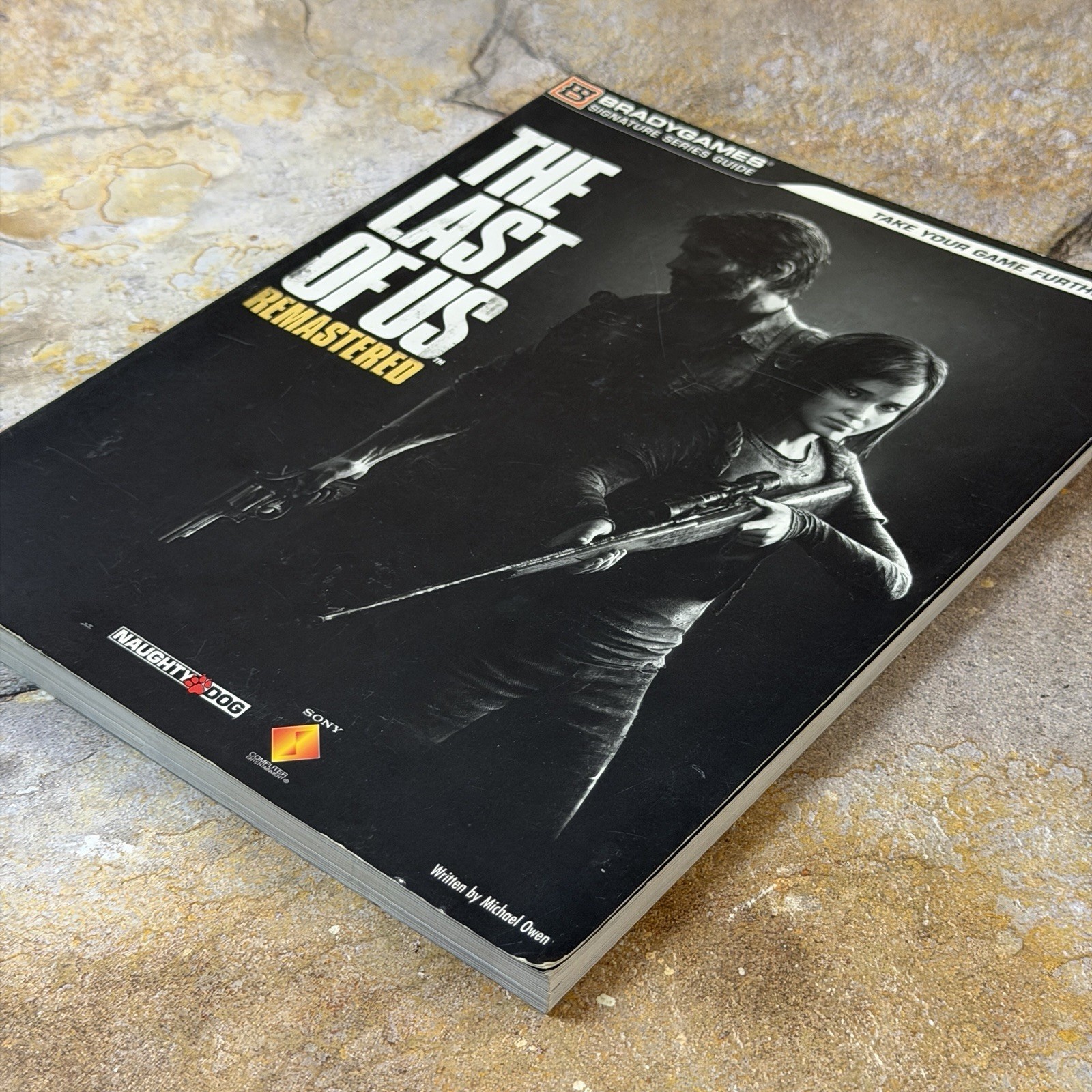 Last Of Us Remastered Brady Games Signature Series Guide PS4 Naughty Dog