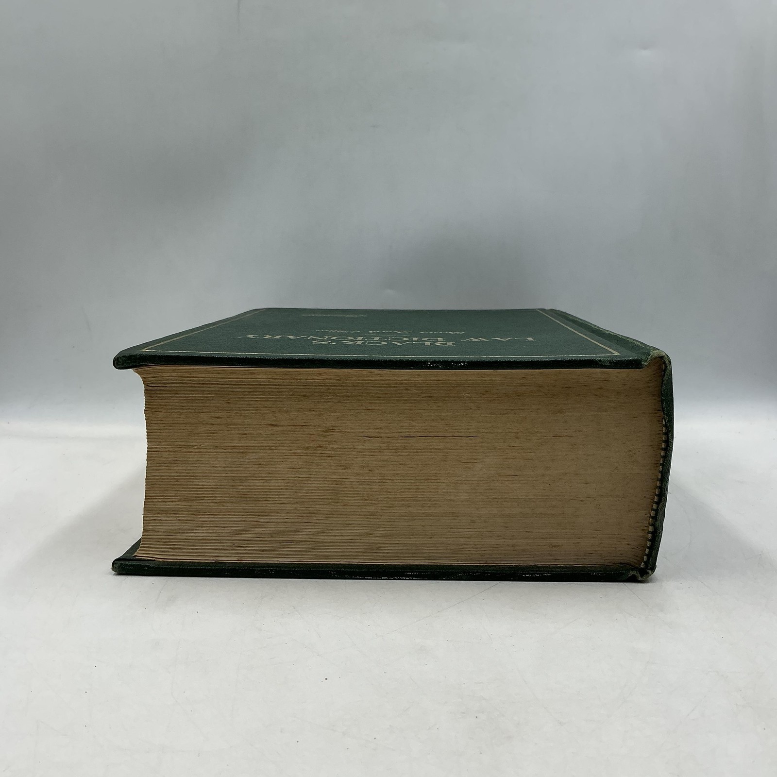 Vintage Black’s Law Dictionary With Pronunciations 4th Ed Green HC 1972 USA