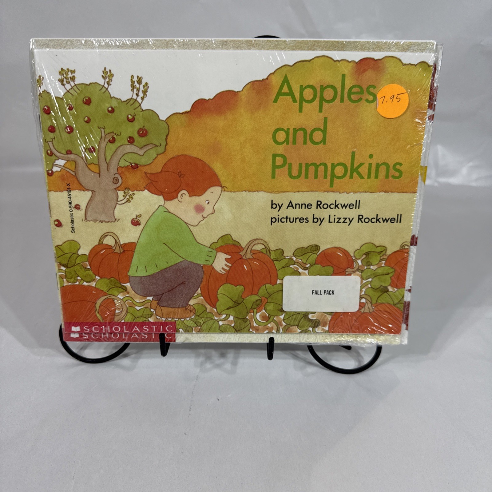 Apples and Pumpkins by Anne Rockwell (2012, Picture Book) Fall Pack