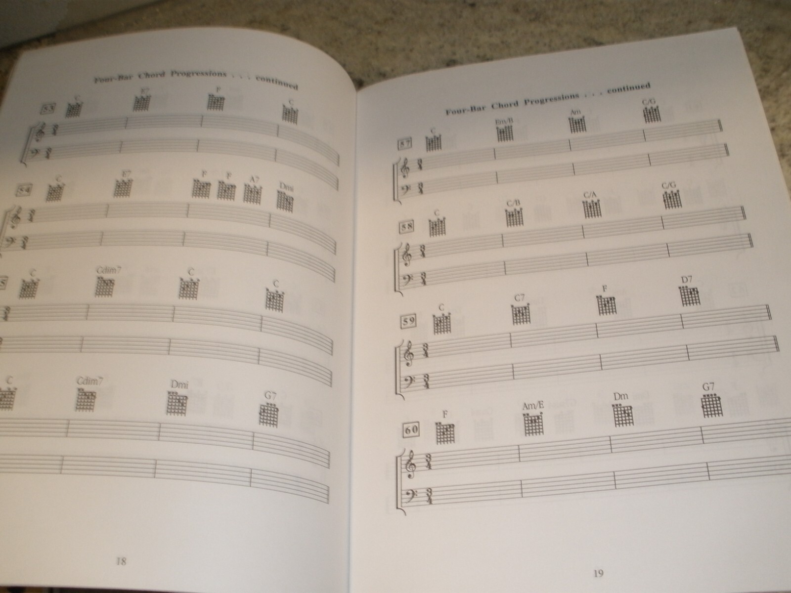 101 Essential Country Chord Progressions by Larry McCabe (2003 Book, Other (M16)
