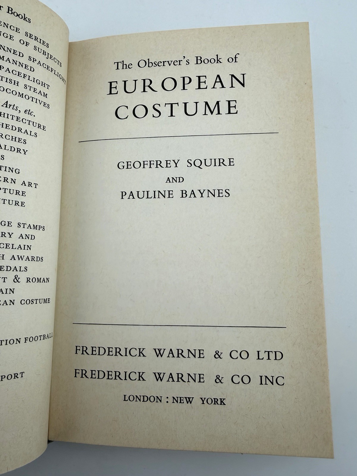 The Observer’s Book of European Costume – Geoffrey Squire & Pauline Baynes 1975