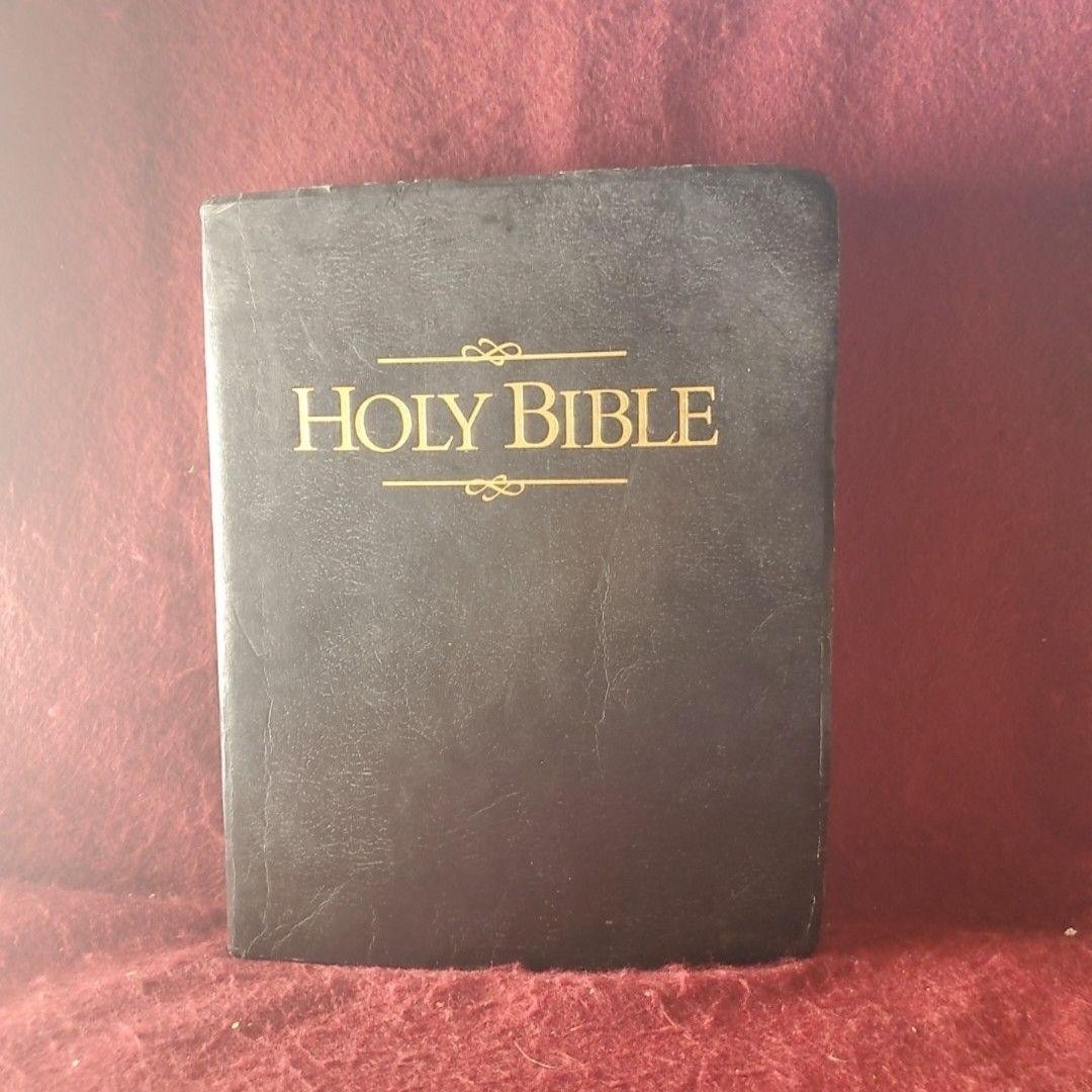 Holy Bible King James Version EAST India Leather Black Large Print Hardcover