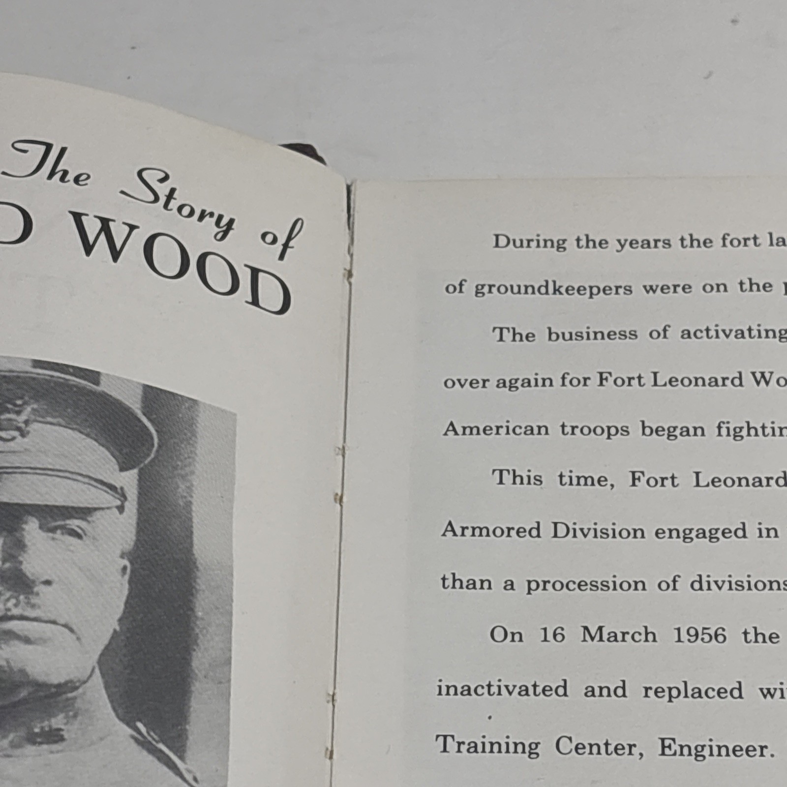 US Army Training Center Fort Leonard Wood 2nd Battalion Company D Yearbook 1981