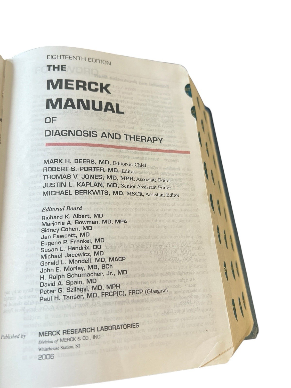 The MERCK MANUAL Eighteenth Edition Hardcover Book 18th Edition Medical Topics