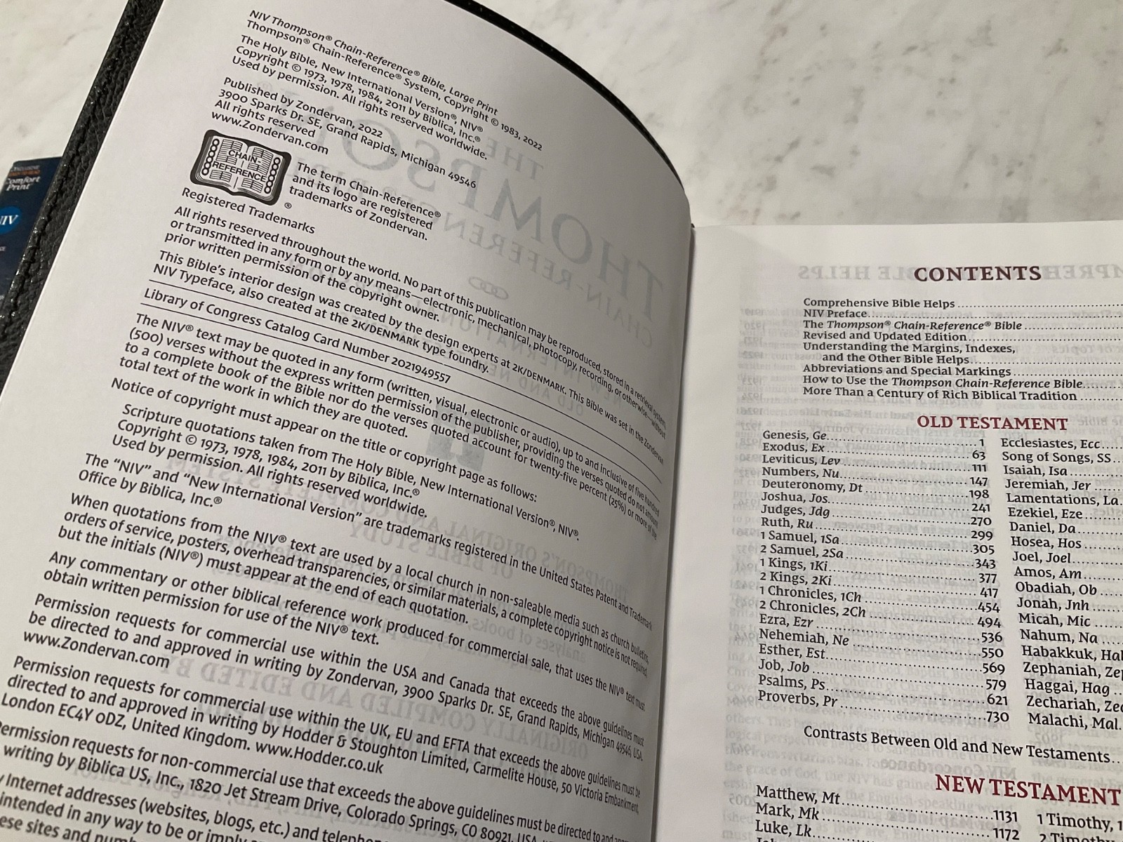 NIV Thompson Chain Reference Bible 2022 Large Print Black Bonded Leather