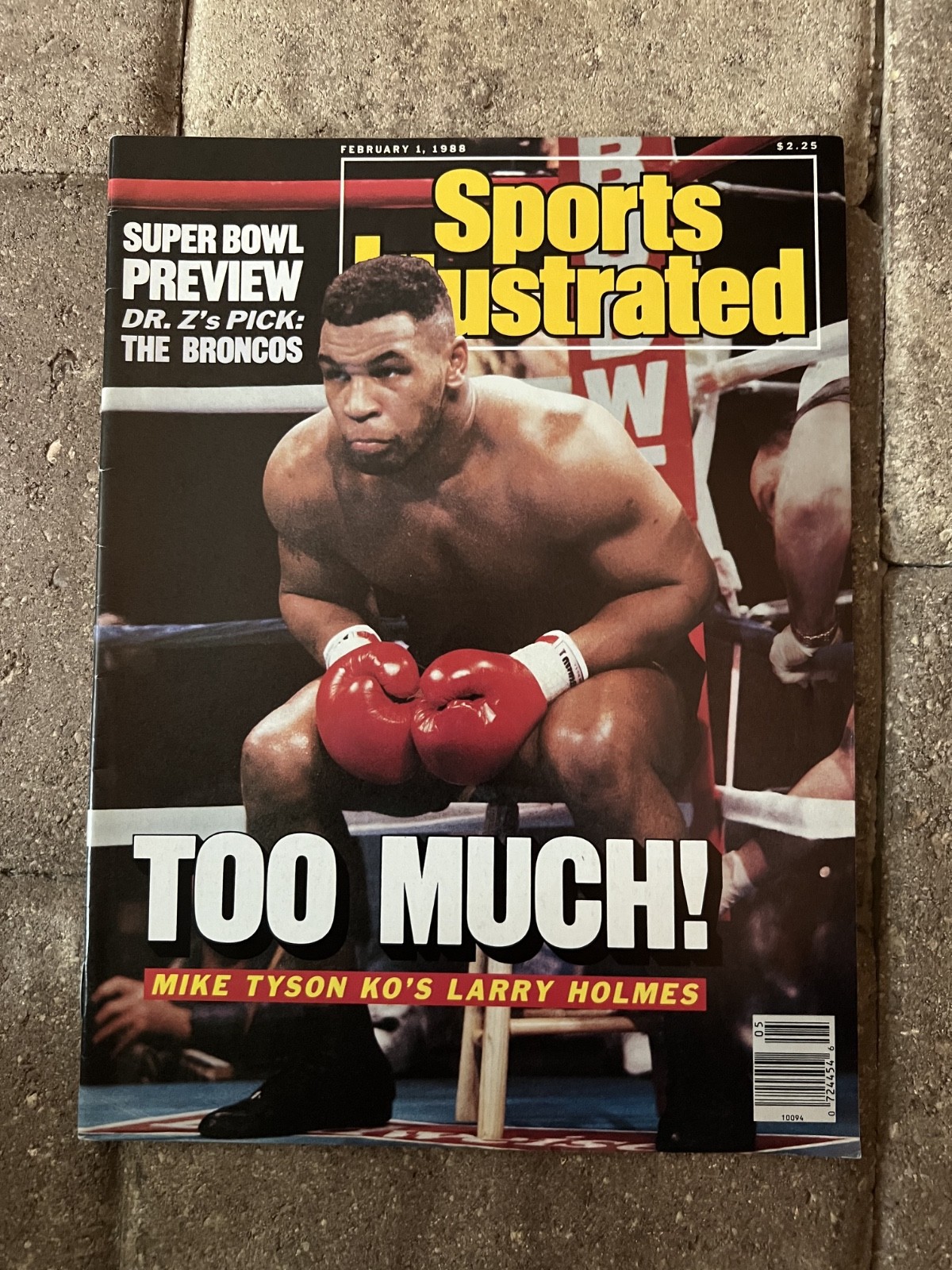 SPORTS ILLUSTRATED 1988 MIKE TYSON KO’S LARRY HOLMES-TOO MUCH!-BOXING-NO LABEL