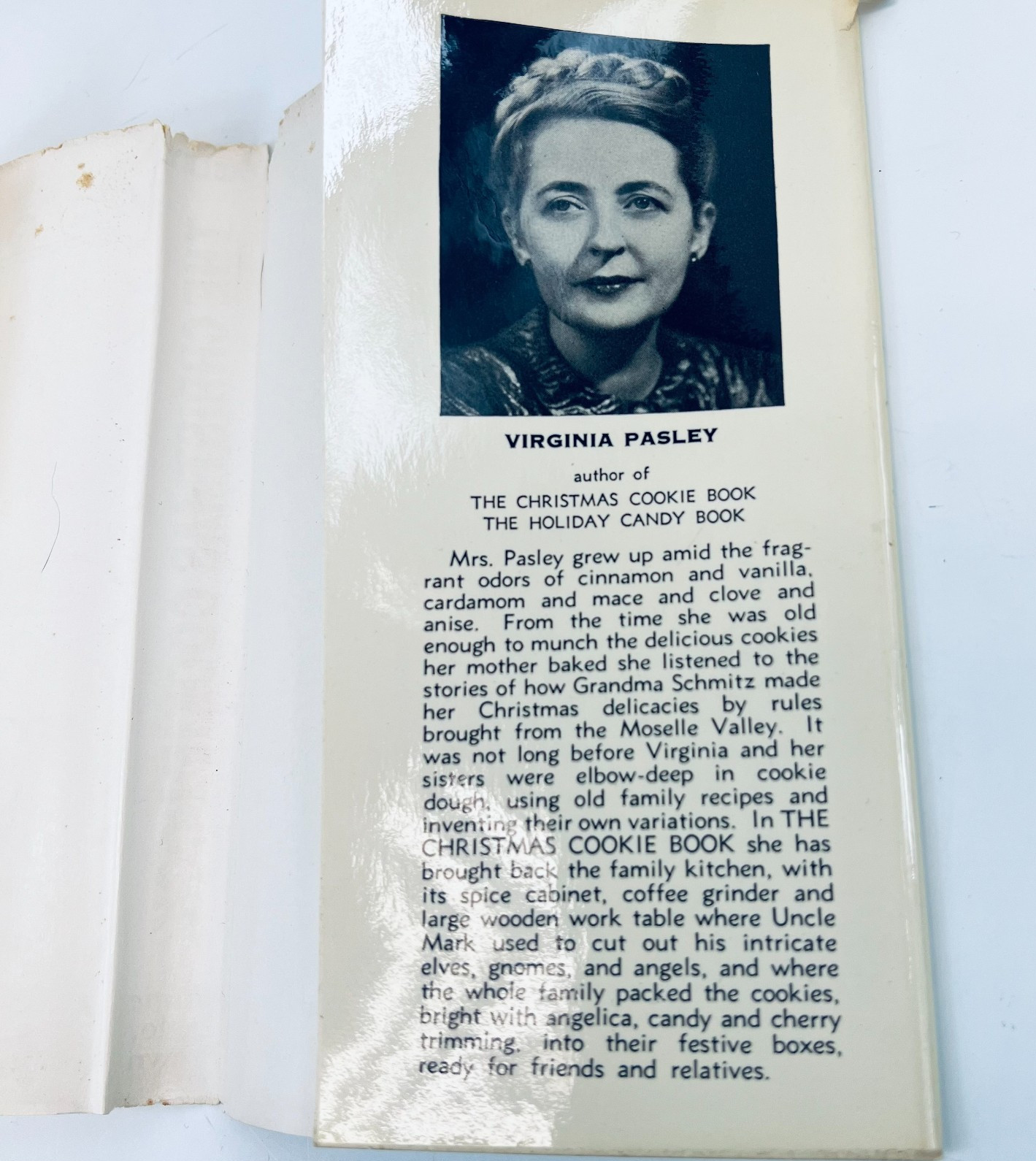 The Christmas Cookie Recipe Book Virginia Pasley Hard Cover 146 Pages 1949
