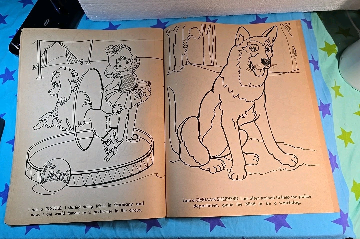 Vintage 1975 Giant Coloring Book “I LOVE DOGS” 11X14.5