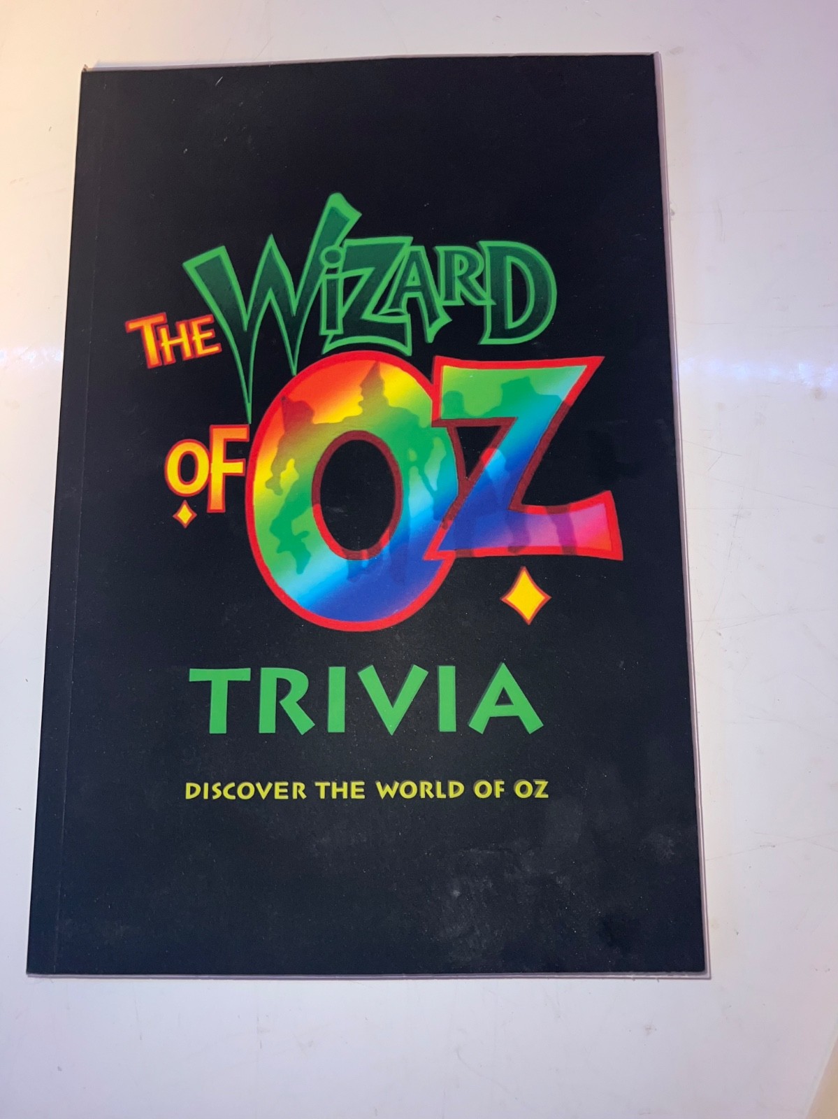 THE WIZARD OF OZ TRIVIA DISCOVER THE WORLD OF OZ BOOK