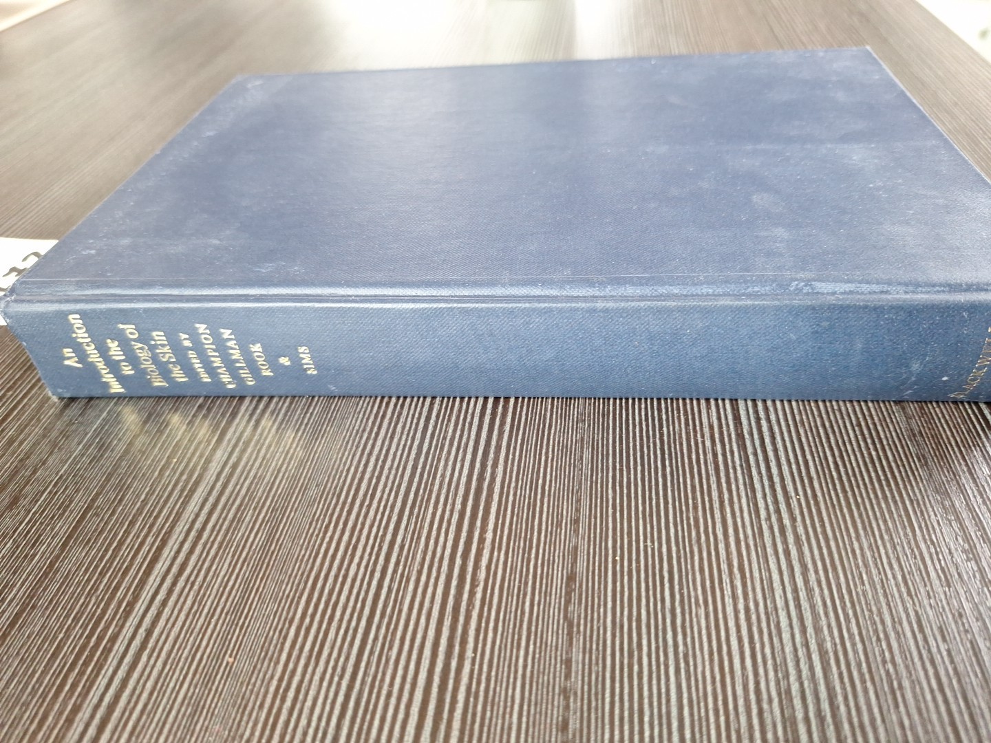 An introduction to the biology of the skin; by Champion-Gillman-Rook-Sims 1970