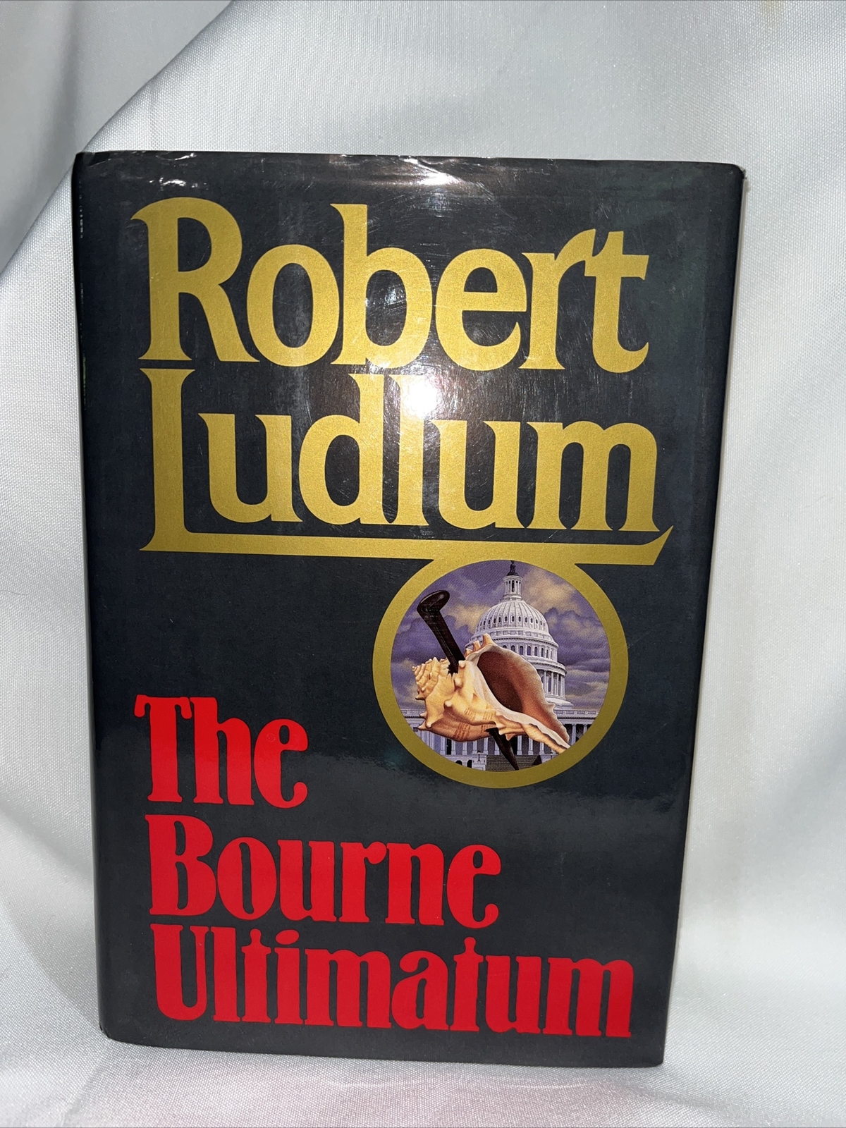 The Bourne Ultimatum by Robert Ludlum – Hardcover 1990 FIRST EDITION
