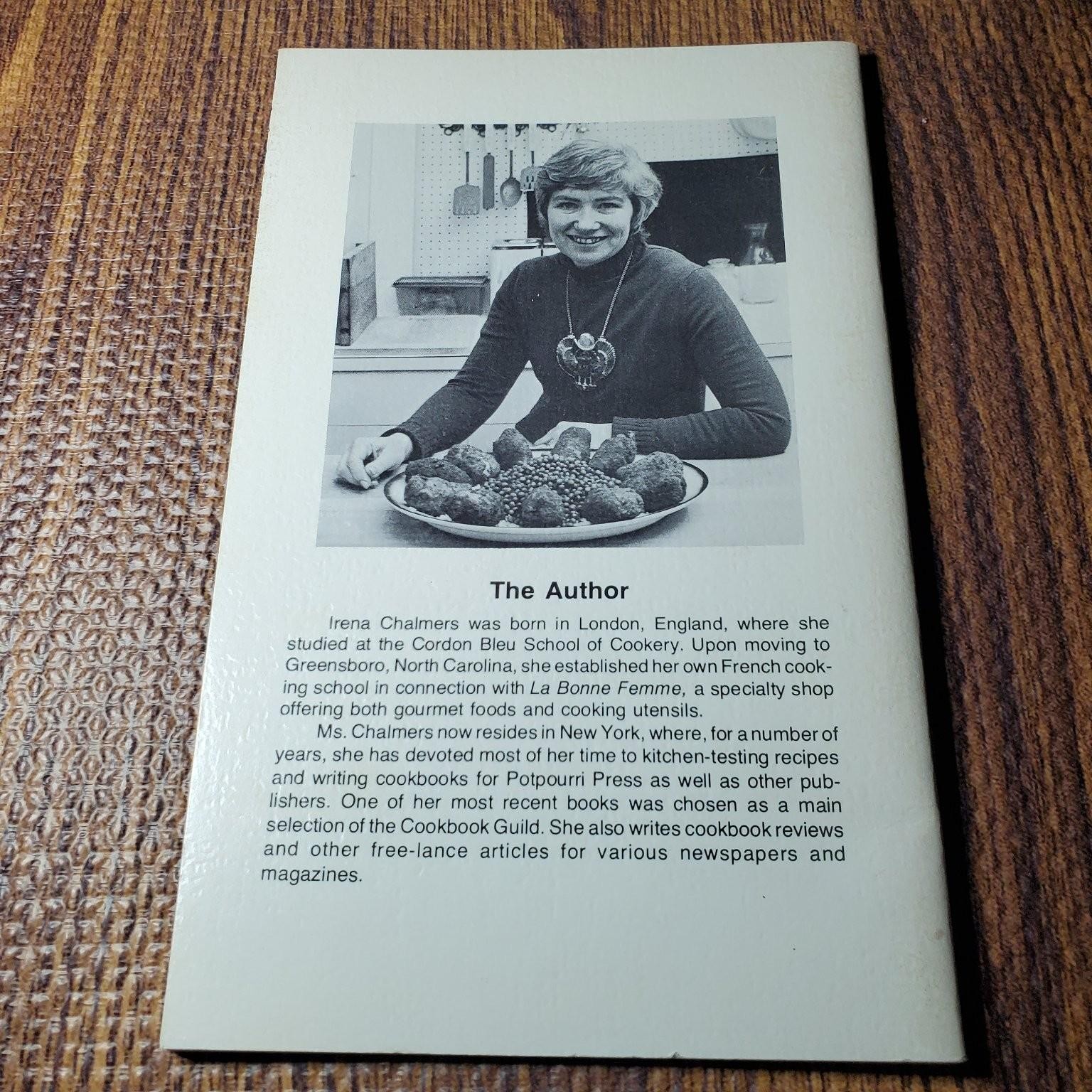 Gifts from the Kitchen Irena Chalmers 1979 Illustrated Cookbook Potpourri