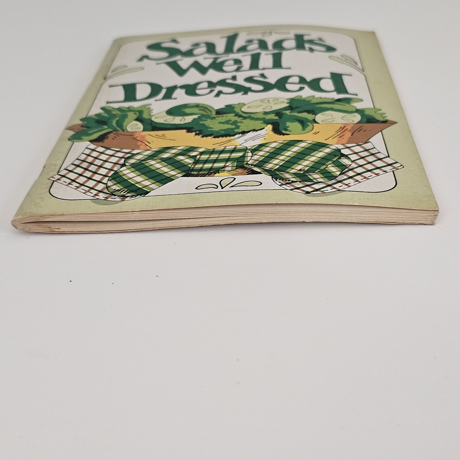 SALADS WELL DRESSED / By Irene Chalmers / Potpourri Press / 1970