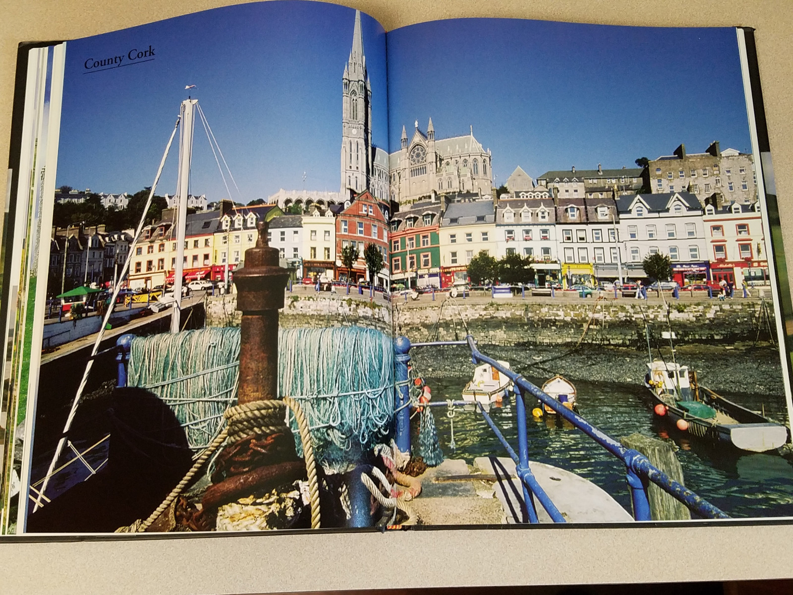 Ireland A Photographic Journey By Emma Howard Photo’s By David Lyons HC Book