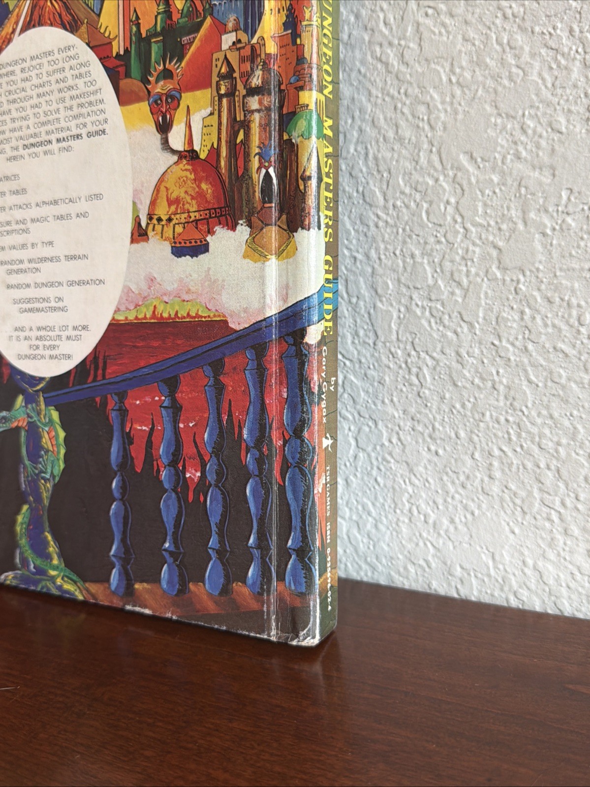 AD&D Dungeon Master’s Guide, 1st Ed, 6th “Gamma” Printing w/ Wizard Logo