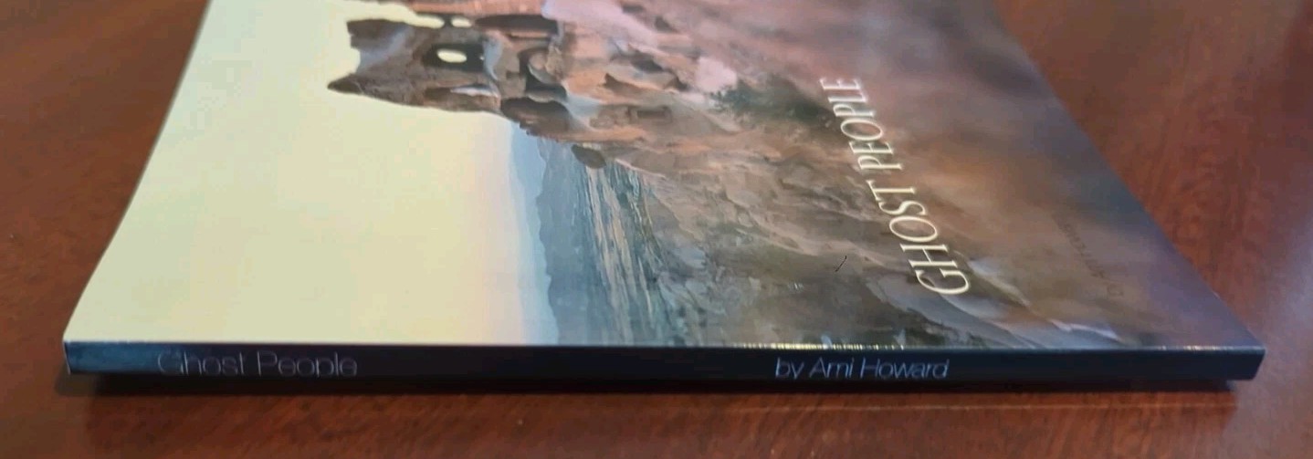 GHOST PEOPLE Paperback by Ami Howard (Blurb.com, 2008) VG free shpg