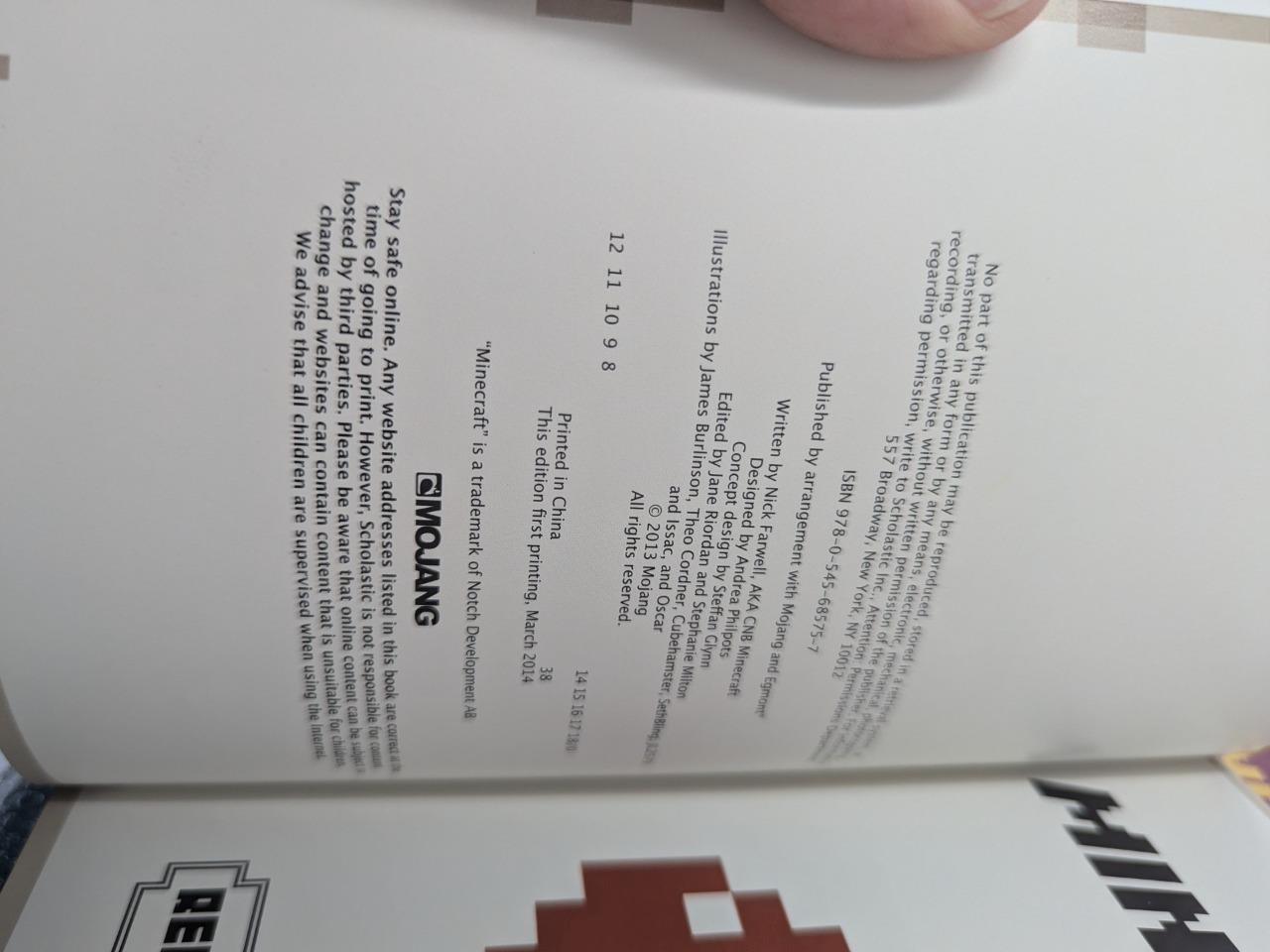 Set of 4 MINECRAFT HANDBOOK LOT- Essential, Construction, Redstone, Combat