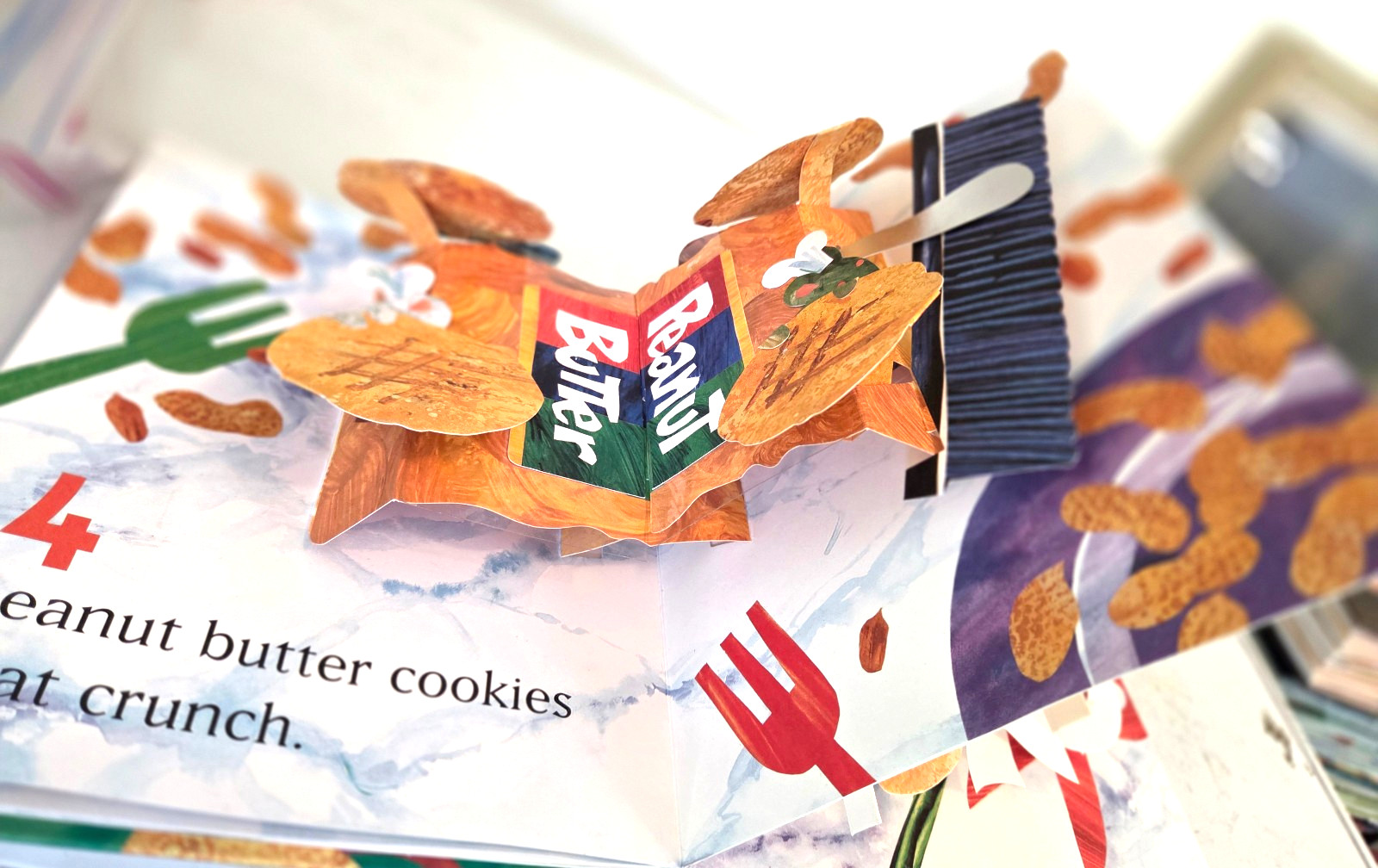 2 Pop-Up Books_ROBERT SABUDA Baby Signs 7×7″_Cookie Count 7″x8″_both like new