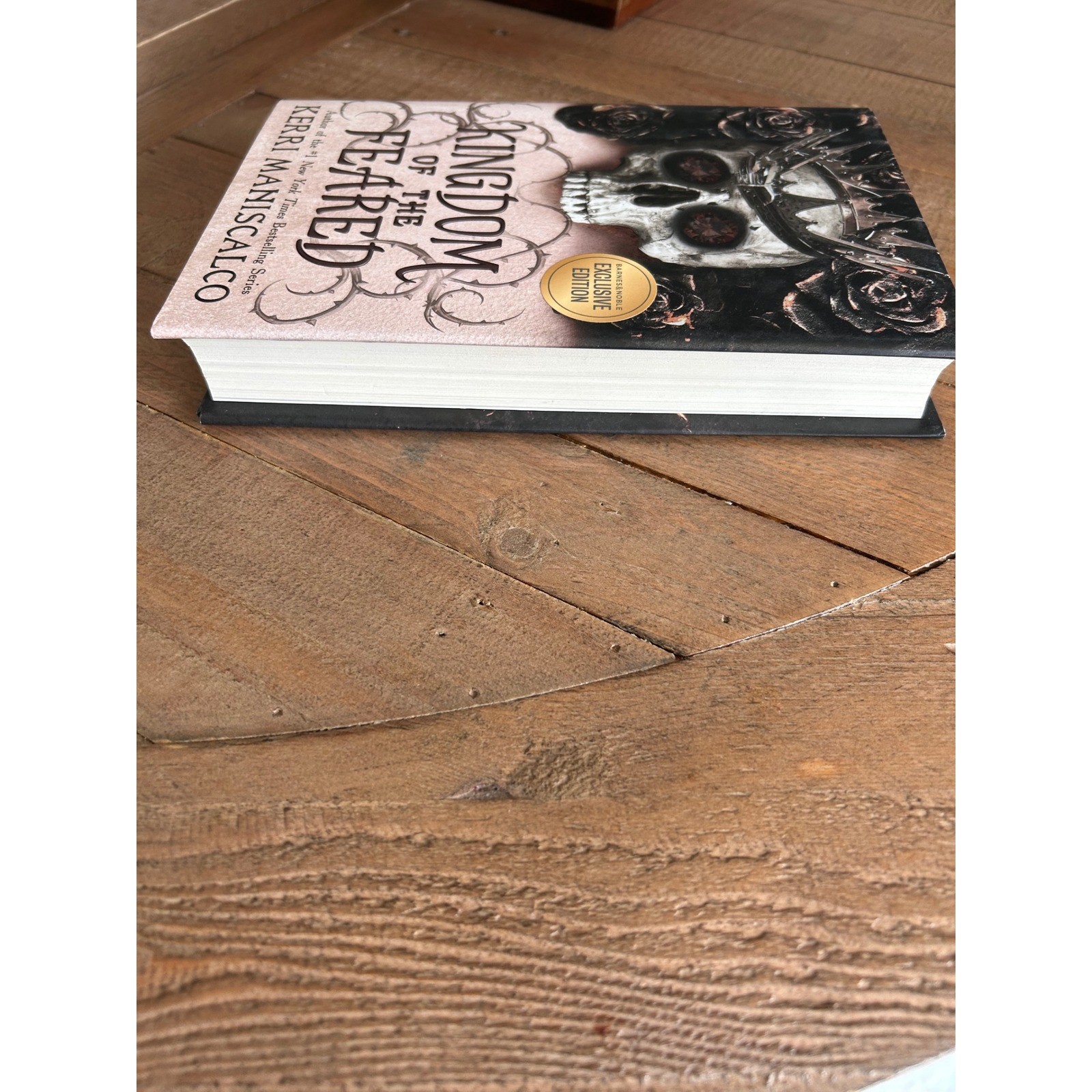 Kingdom of the Feared Kerri Maniscalco Barnes Noble Exclusive Edition Hardcover