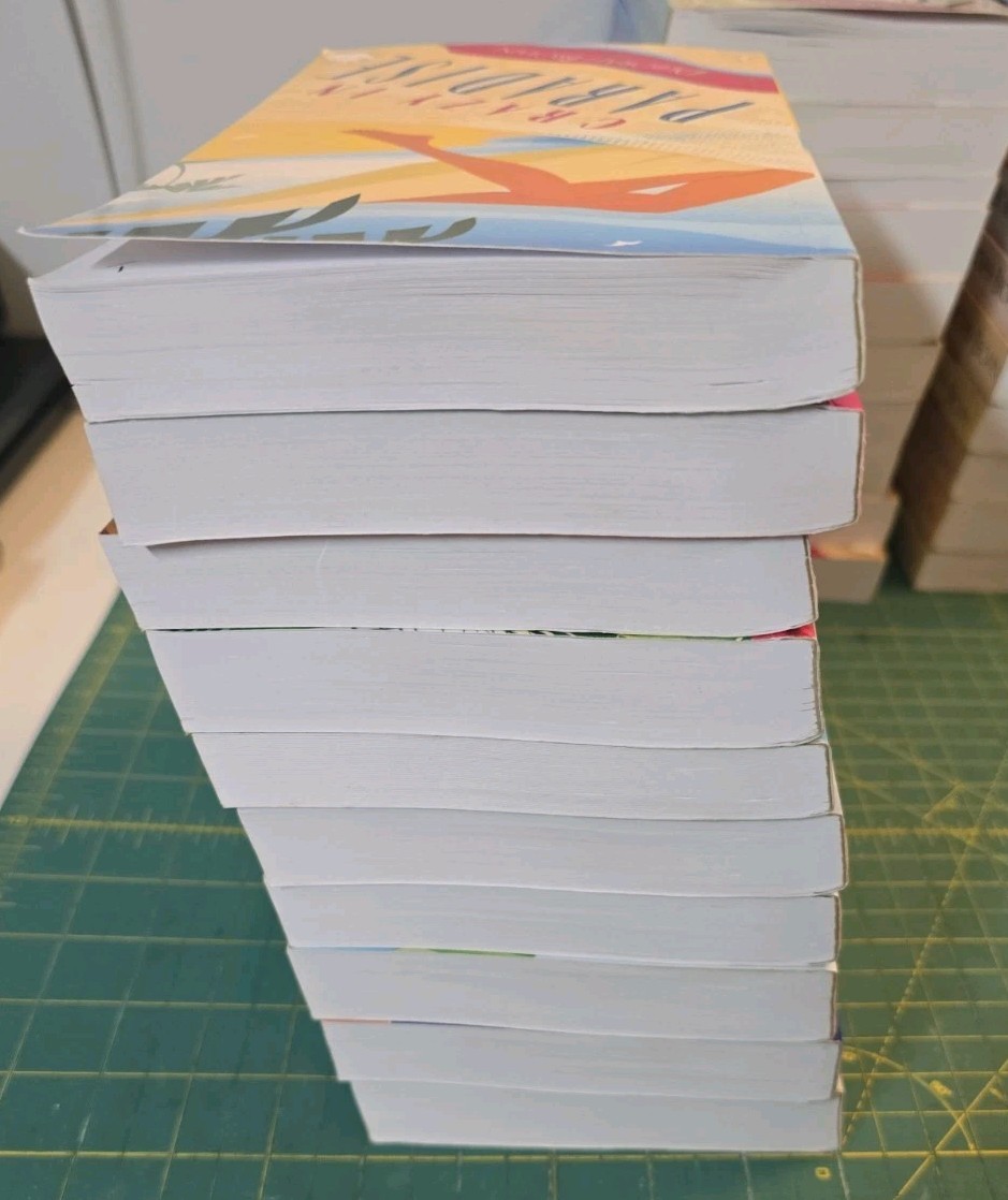 Lot of 32 PARADISE Books by Deborah Brown #1-32 Florida Keys Mystery Series